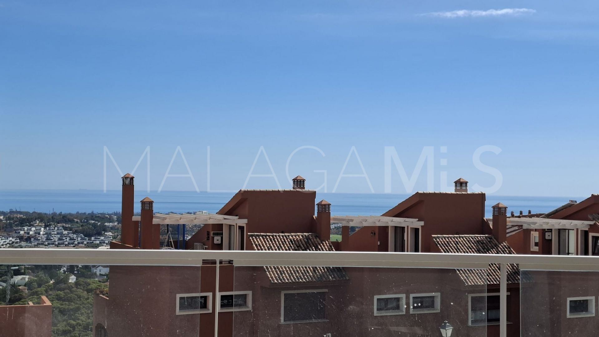 Lägenhet for sale in Benahavis