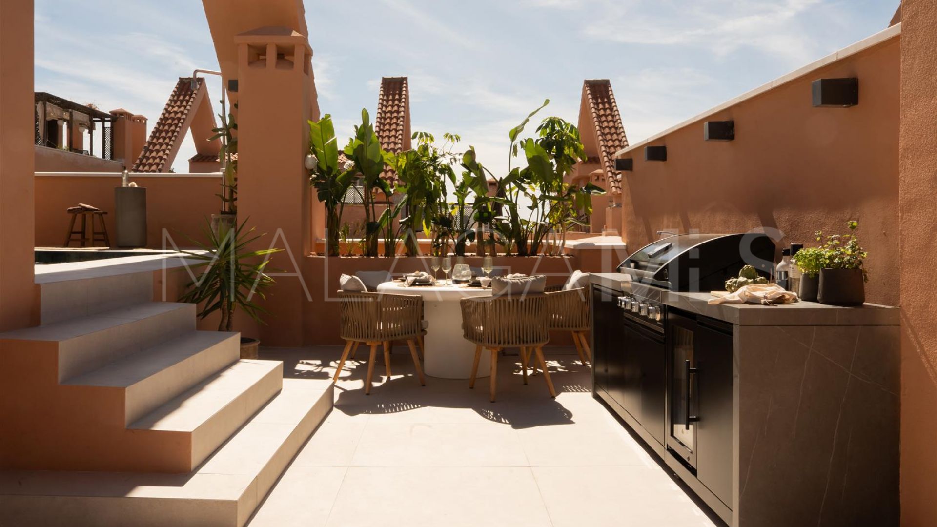 Zweistöckiges penthouse for sale in Magna Marbella