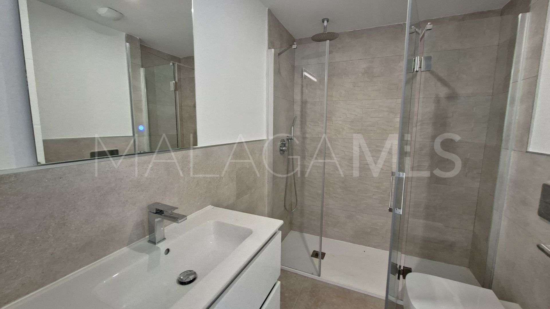 For sale Benahavis penthouse with 3 bedrooms