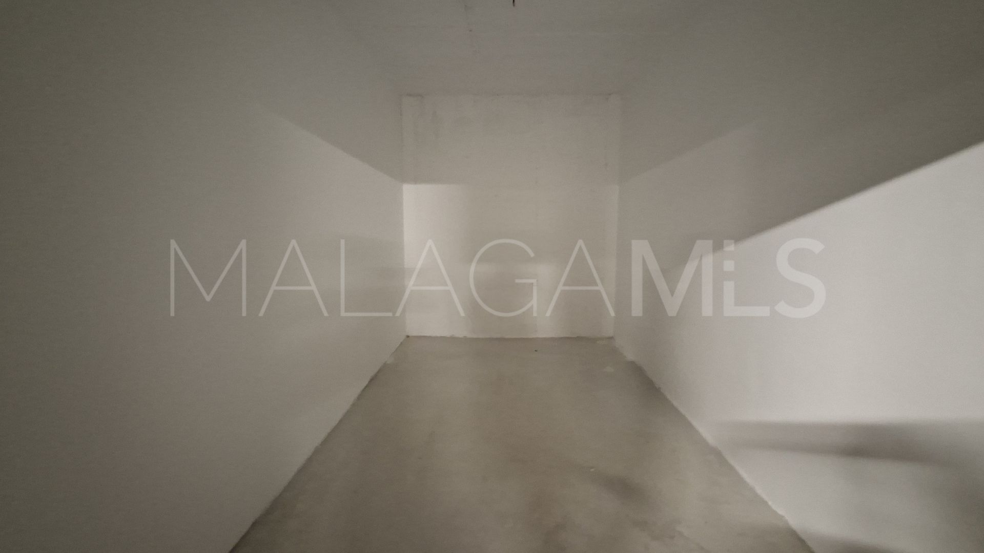 For sale Benahavis penthouse with 3 bedrooms