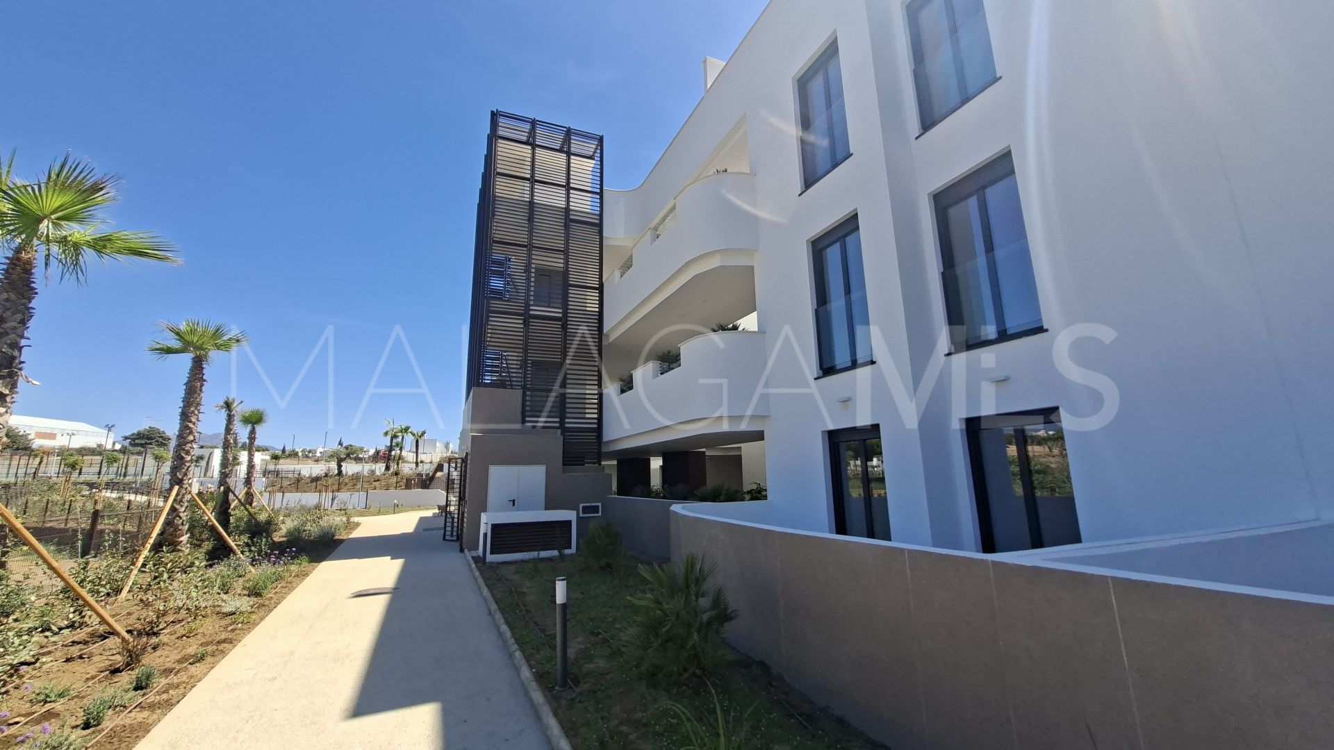 For sale Benahavis penthouse with 3 bedrooms