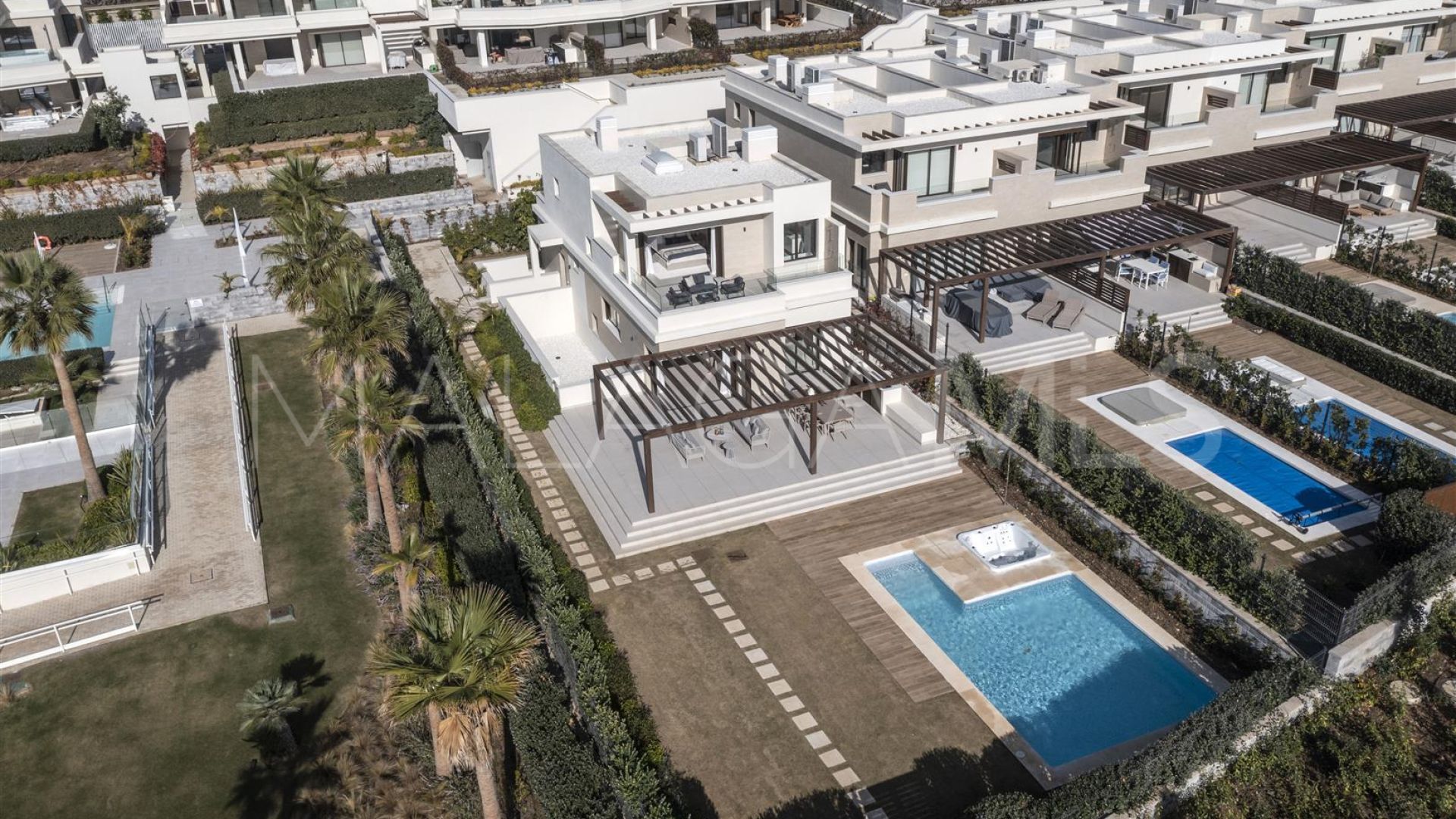 Villa in Estepona East for sale