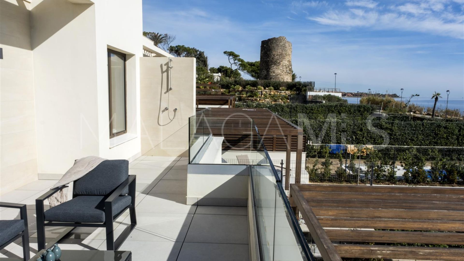 Villa in Estepona East for sale