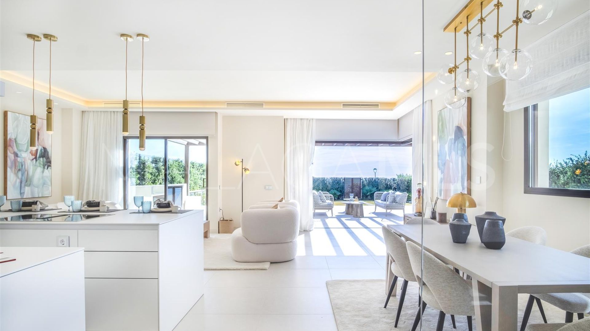 Villa in Estepona East for sale