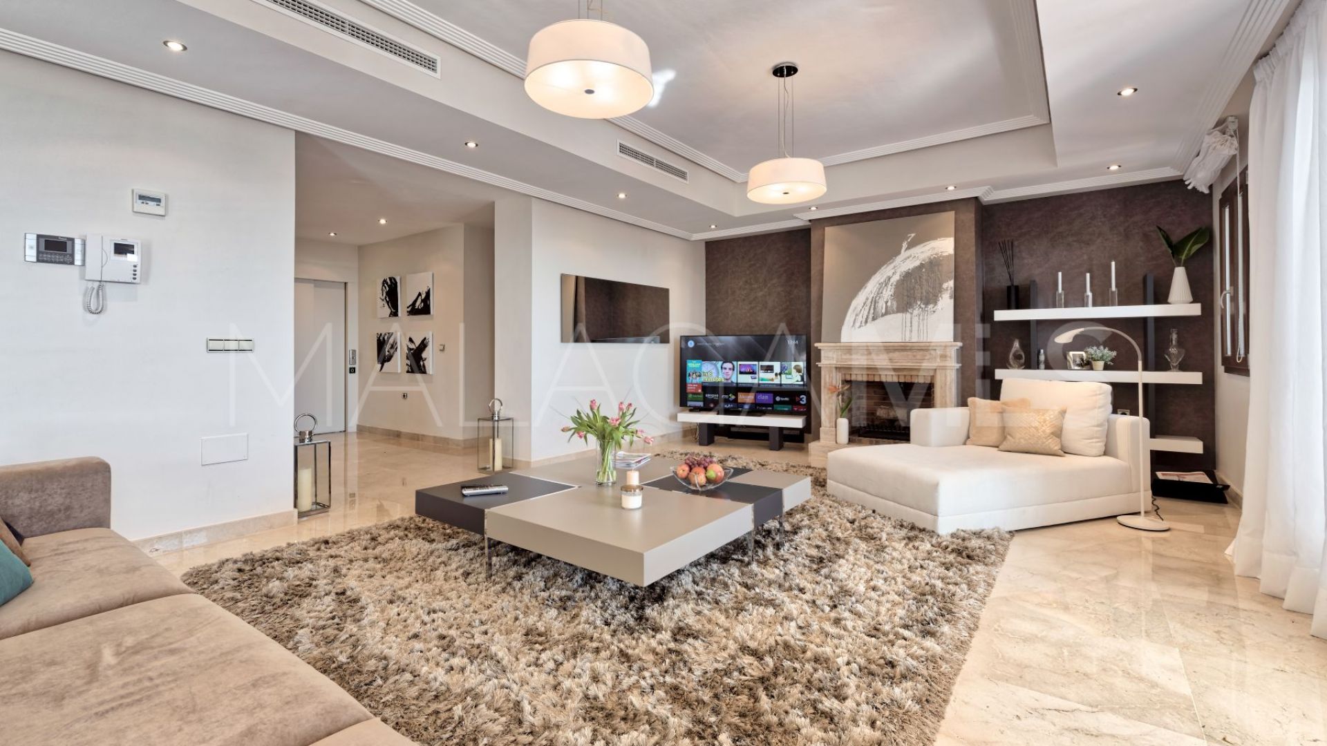 Villa for sale in Benahavis Hills Country Club