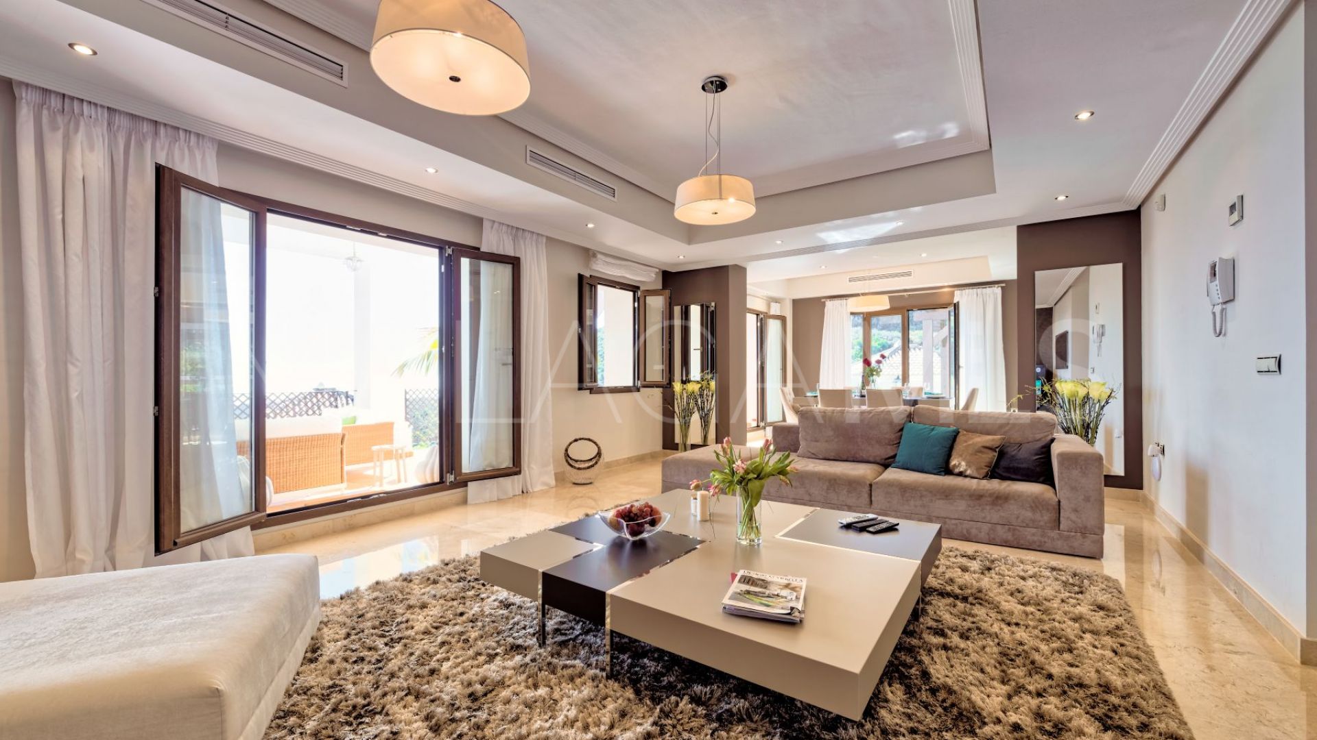 Villa for sale in Benahavis Hills Country Club