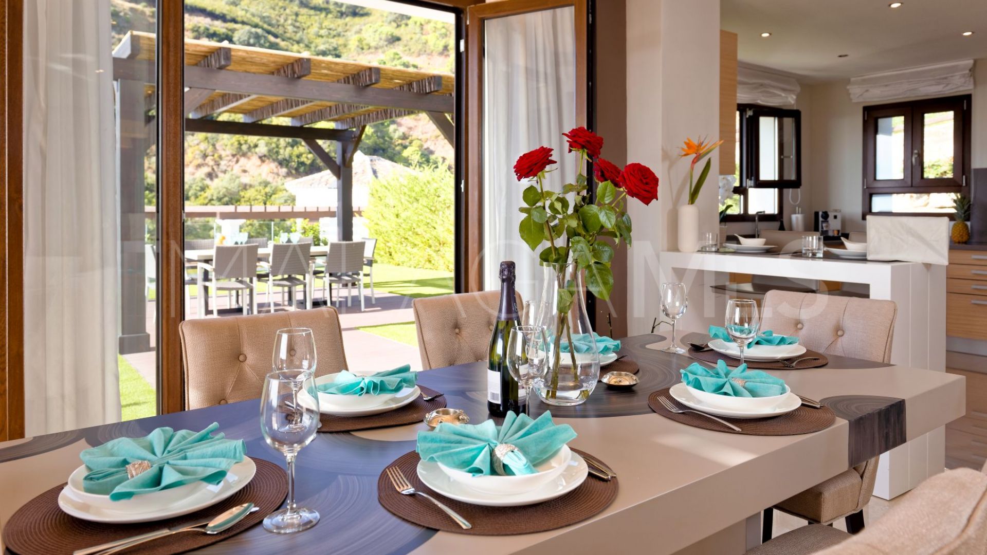 Villa for sale in Benahavis Hills Country Club