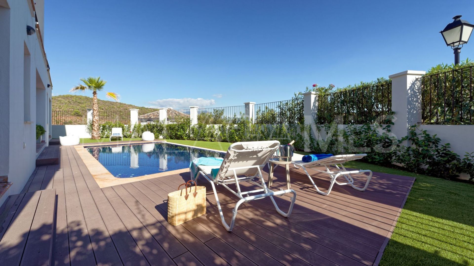 Villa for sale in Benahavis Hills Country Club