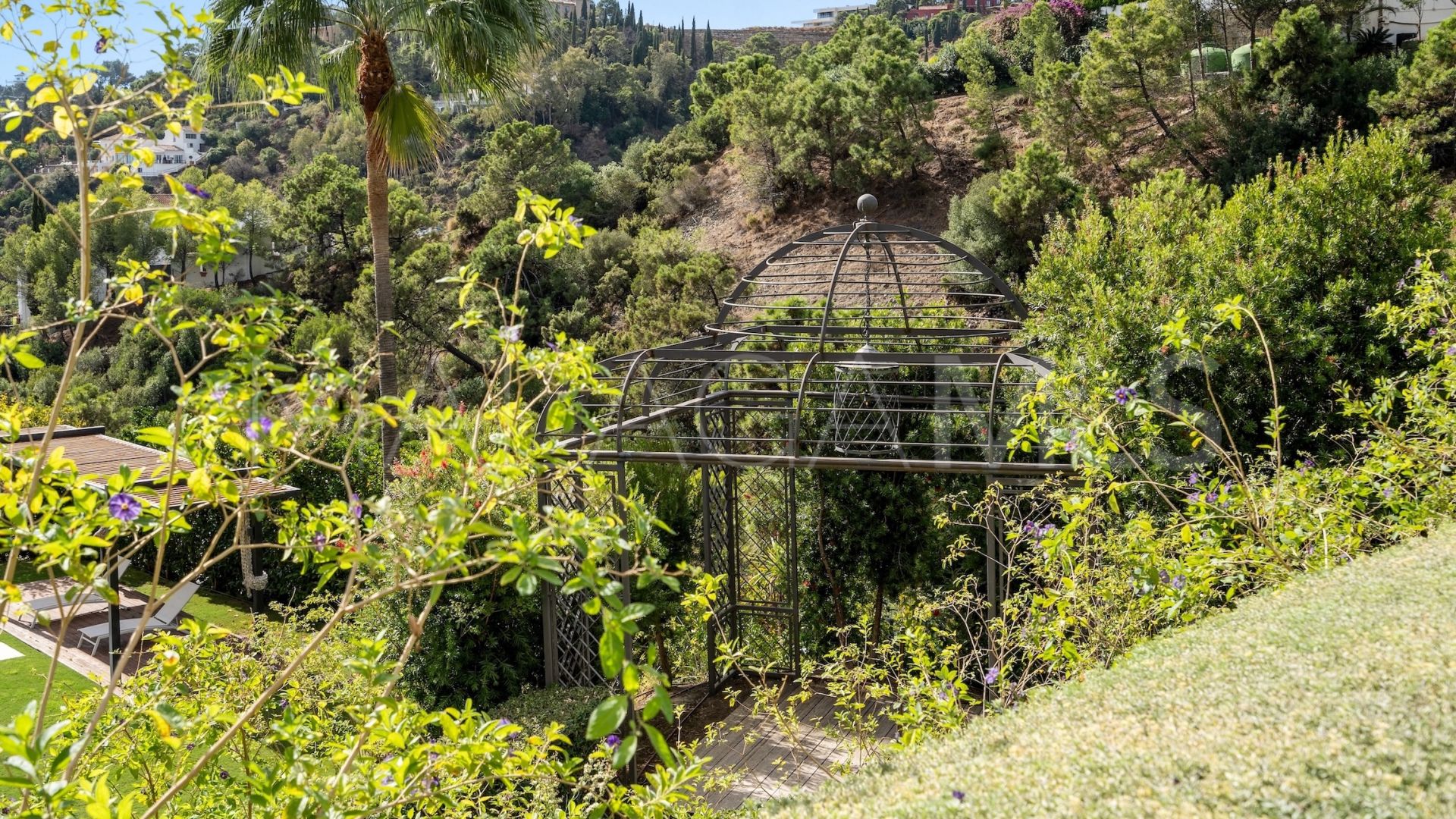 Villa for sale in El Madroñal