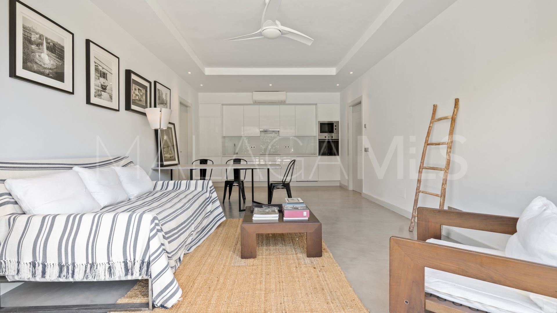 Villa for sale in El Madroñal