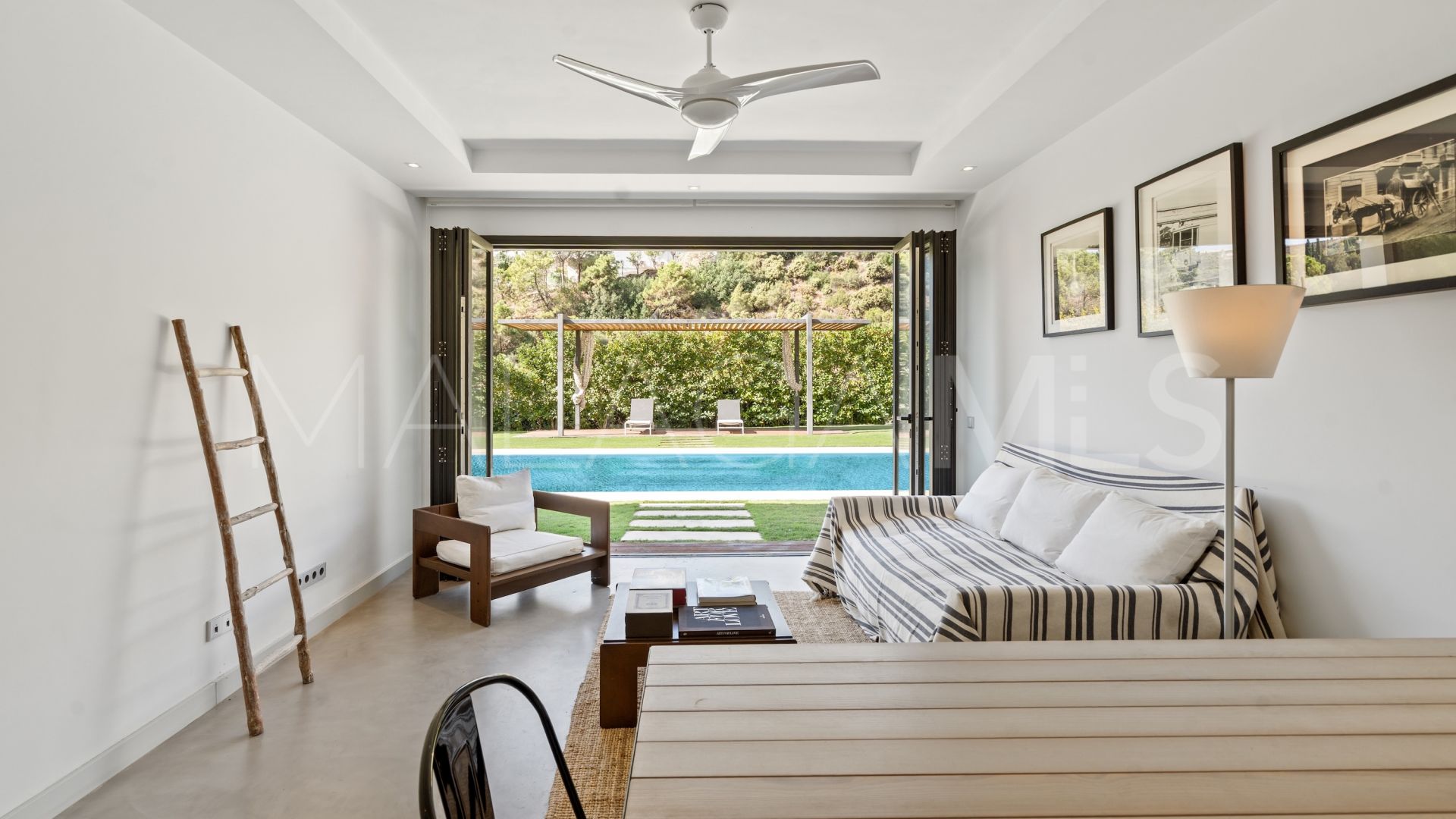 Villa for sale in El Madroñal