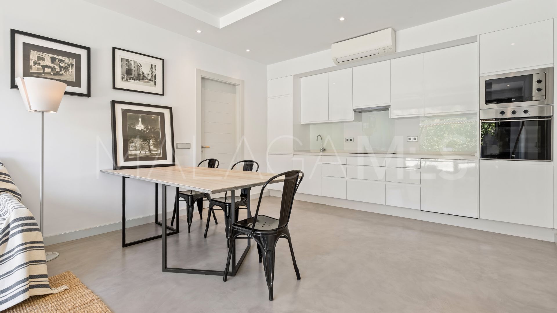 Villa for sale in El Madroñal