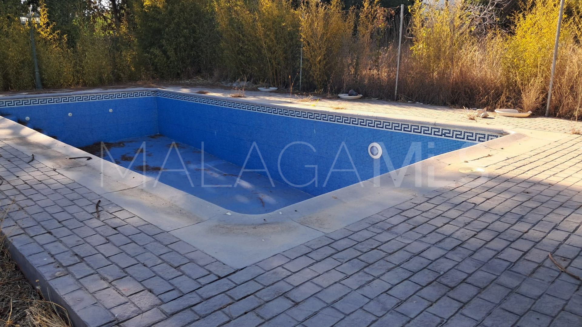 Villa for sale in El Paraiso