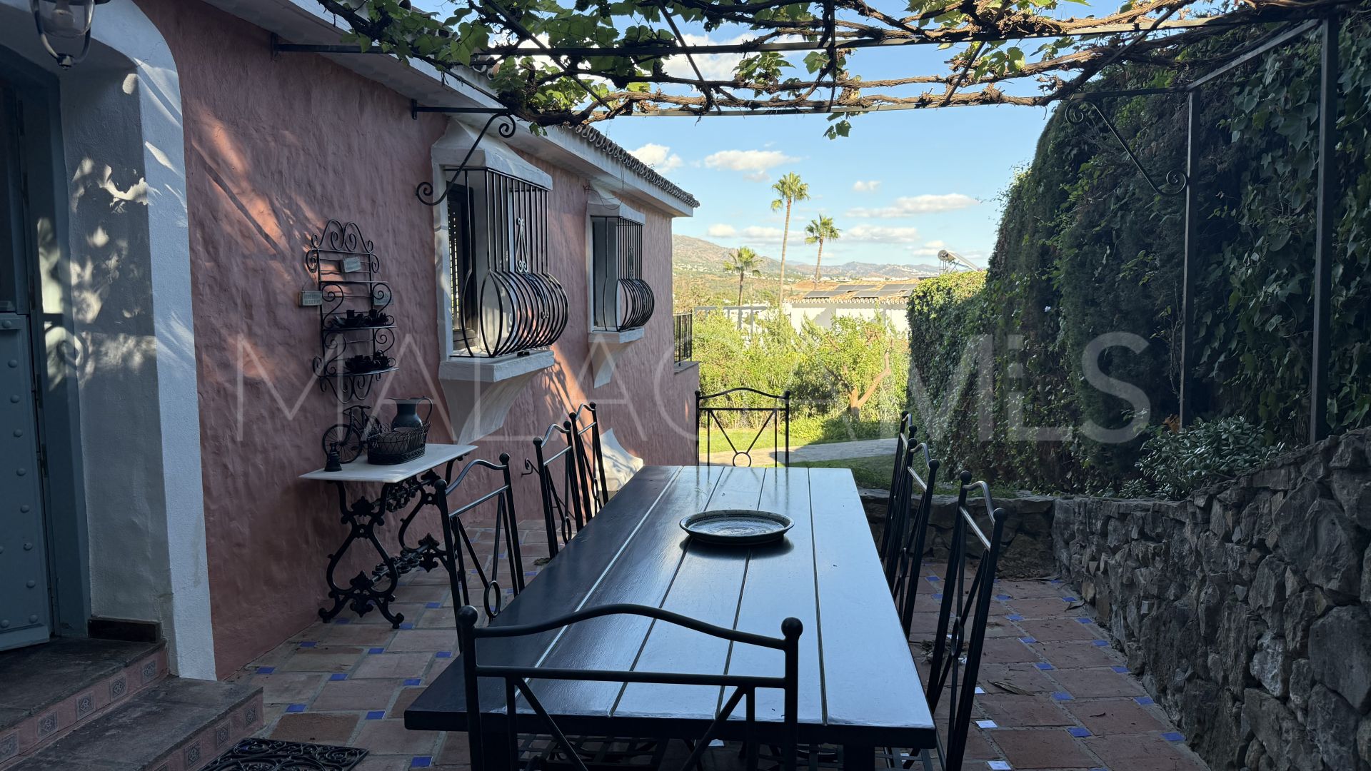 For sale 5 bedrooms villa in Las Brisas