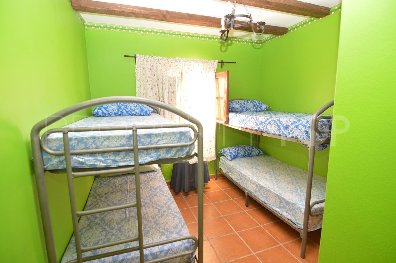 For sale San Martin del Tesorillo finca with 5 bedrooms