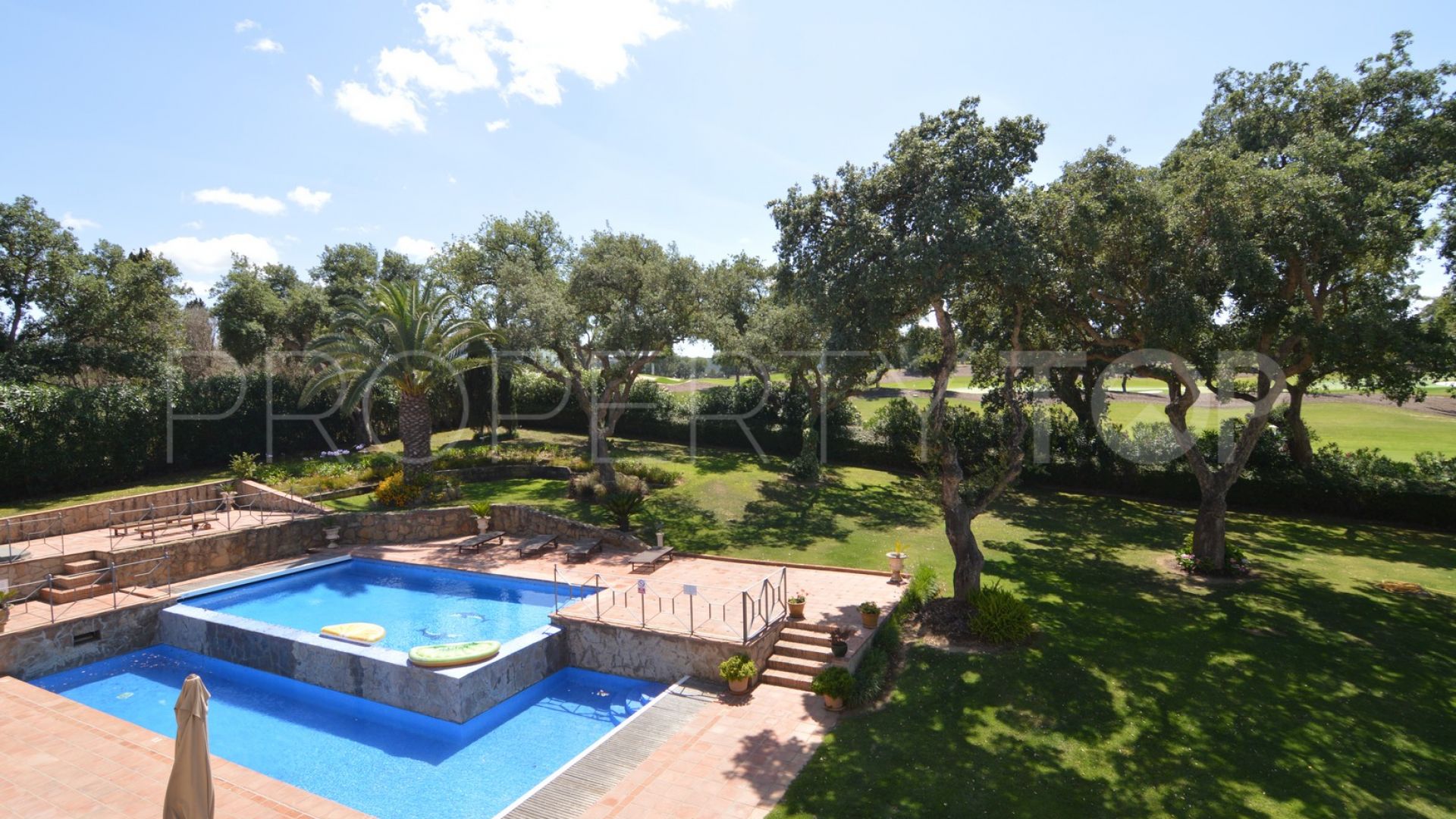 For sale villa with 7 bedrooms in San Roque Club