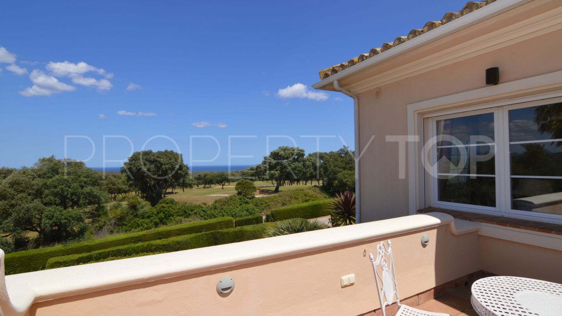 For sale villa with 7 bedrooms in San Roque Club