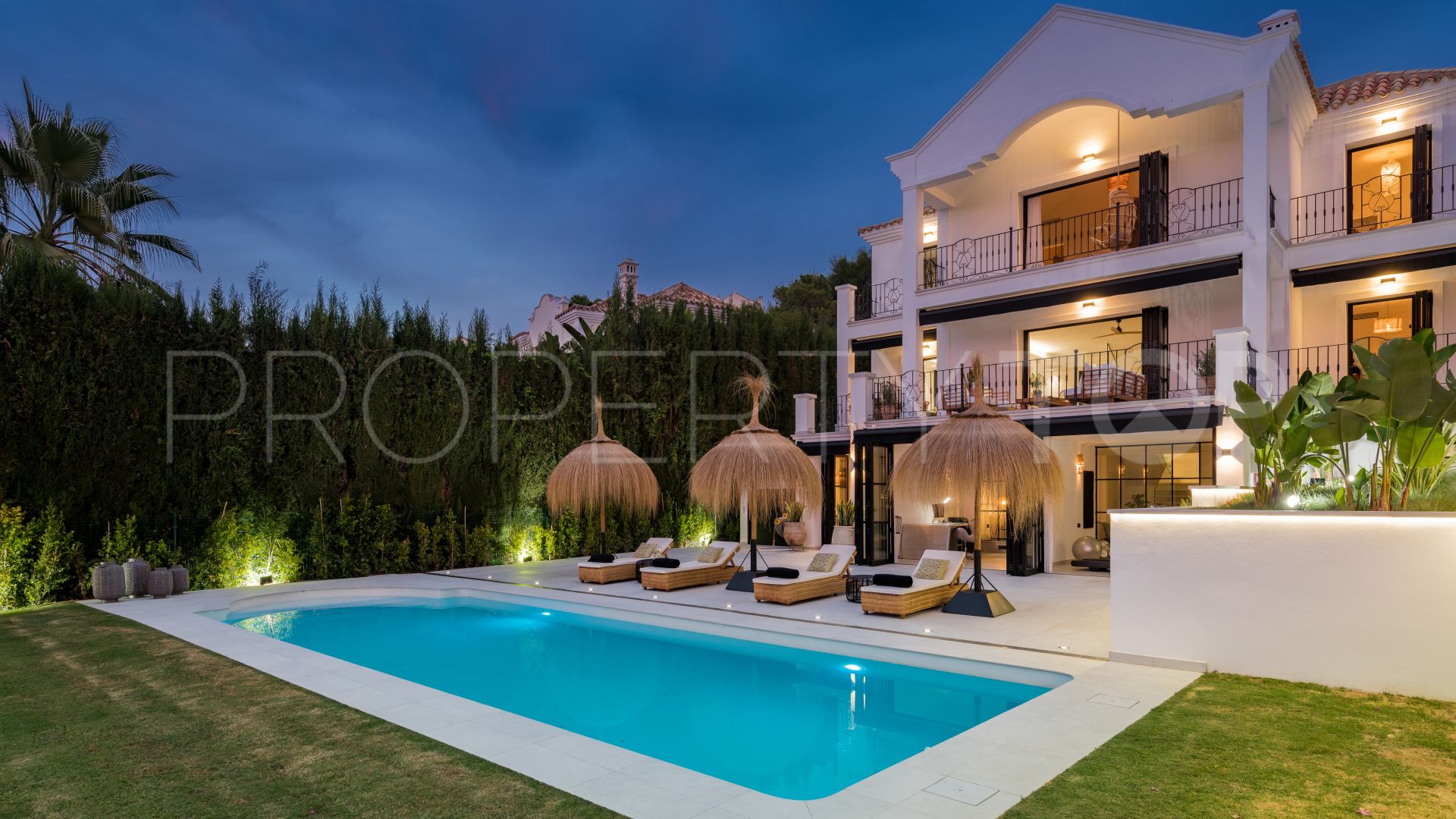 Villa for sale in Puerto del Capitan