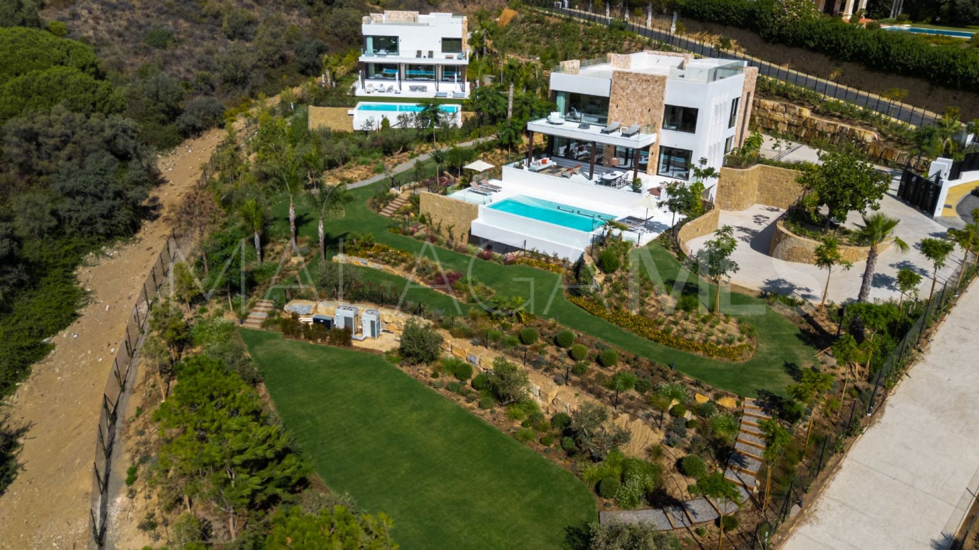 Villa for sale in Marbella Hill Club
