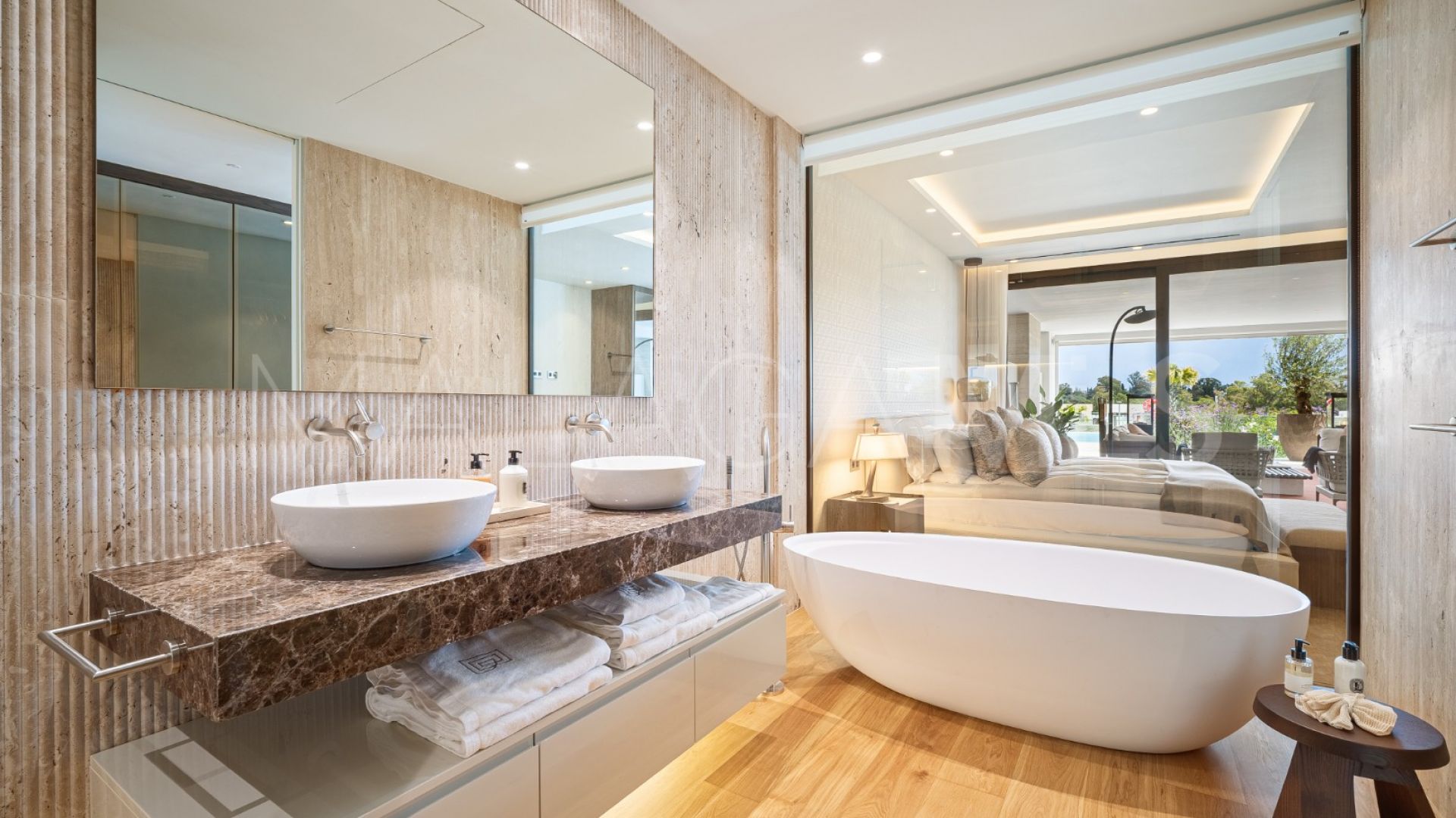 Marbella Golden Mile, duplex planta baja for sale