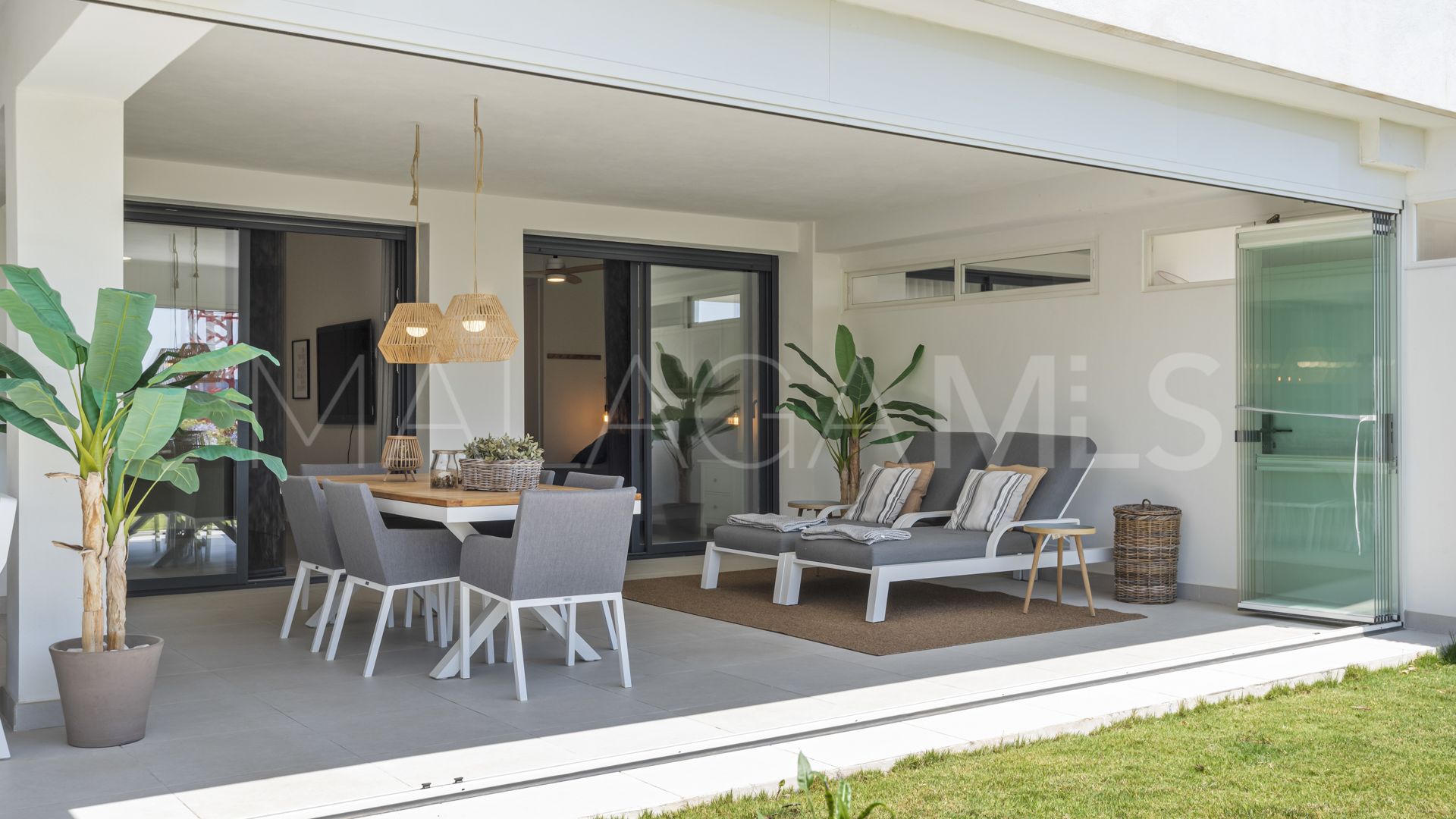 Erdgeschosswohnung for sale in Estepona Golf