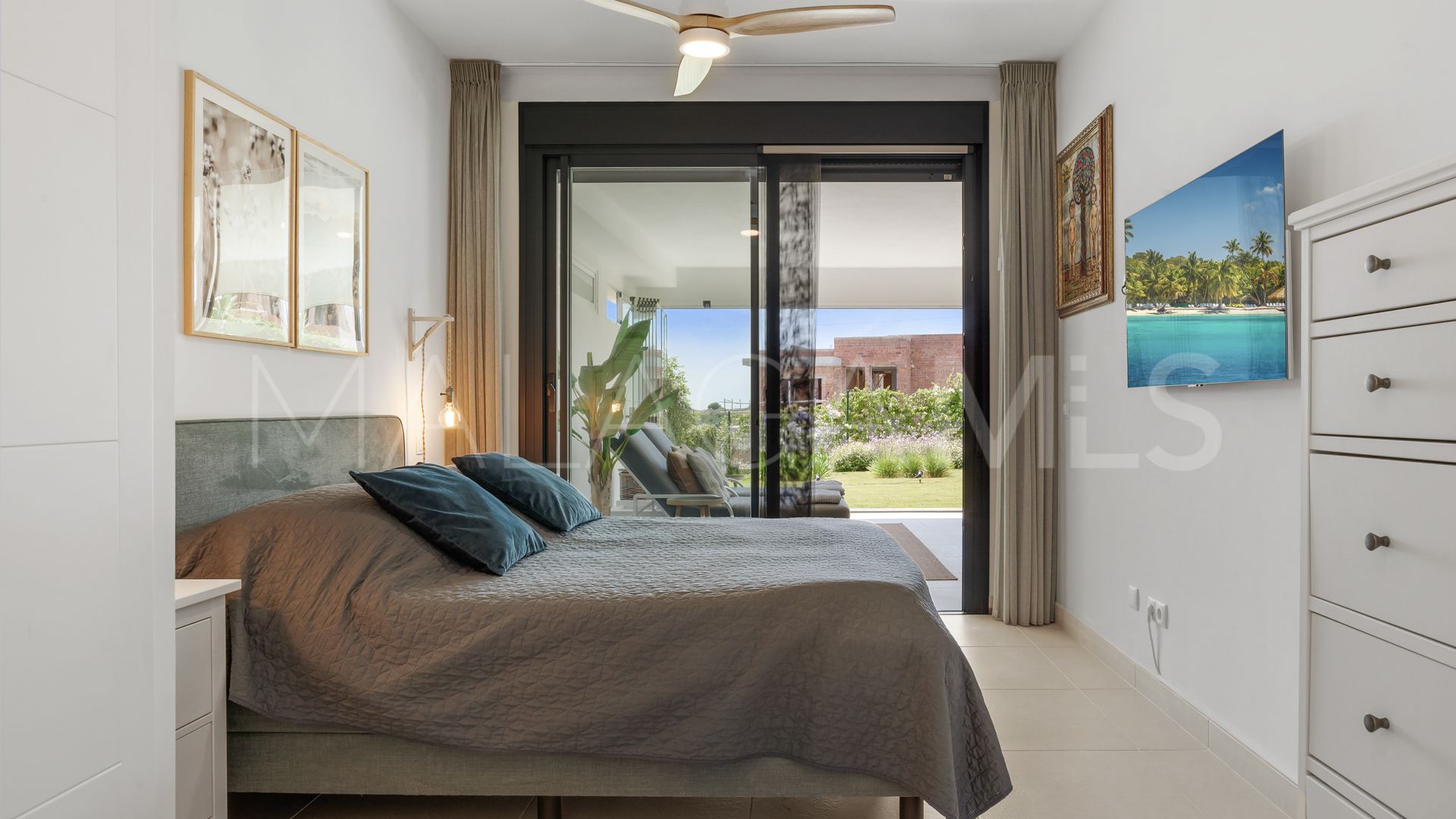 Erdgeschosswohnung for sale in Estepona Golf