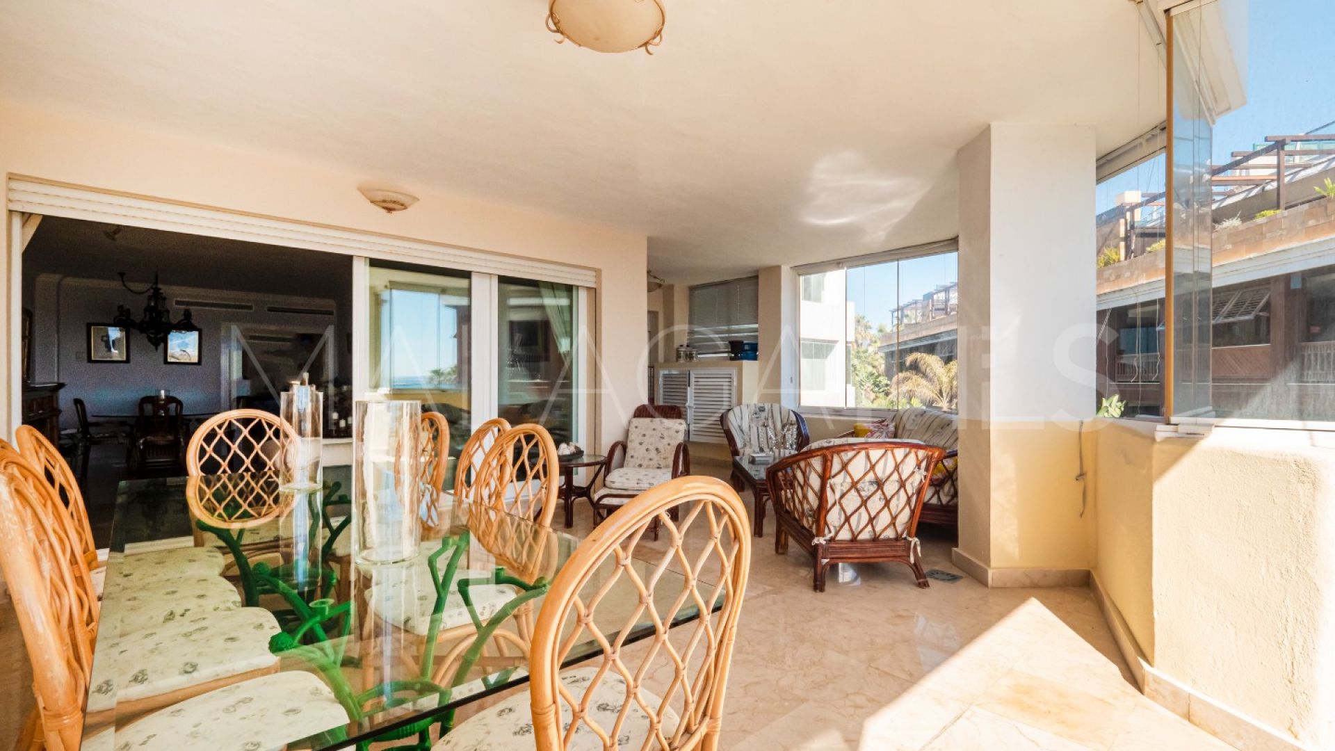 Wohnung for sale in Marbella - Puerto Banus