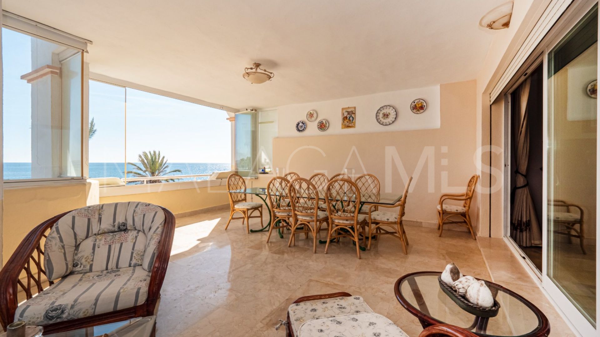 Wohnung for sale in Marbella - Puerto Banus