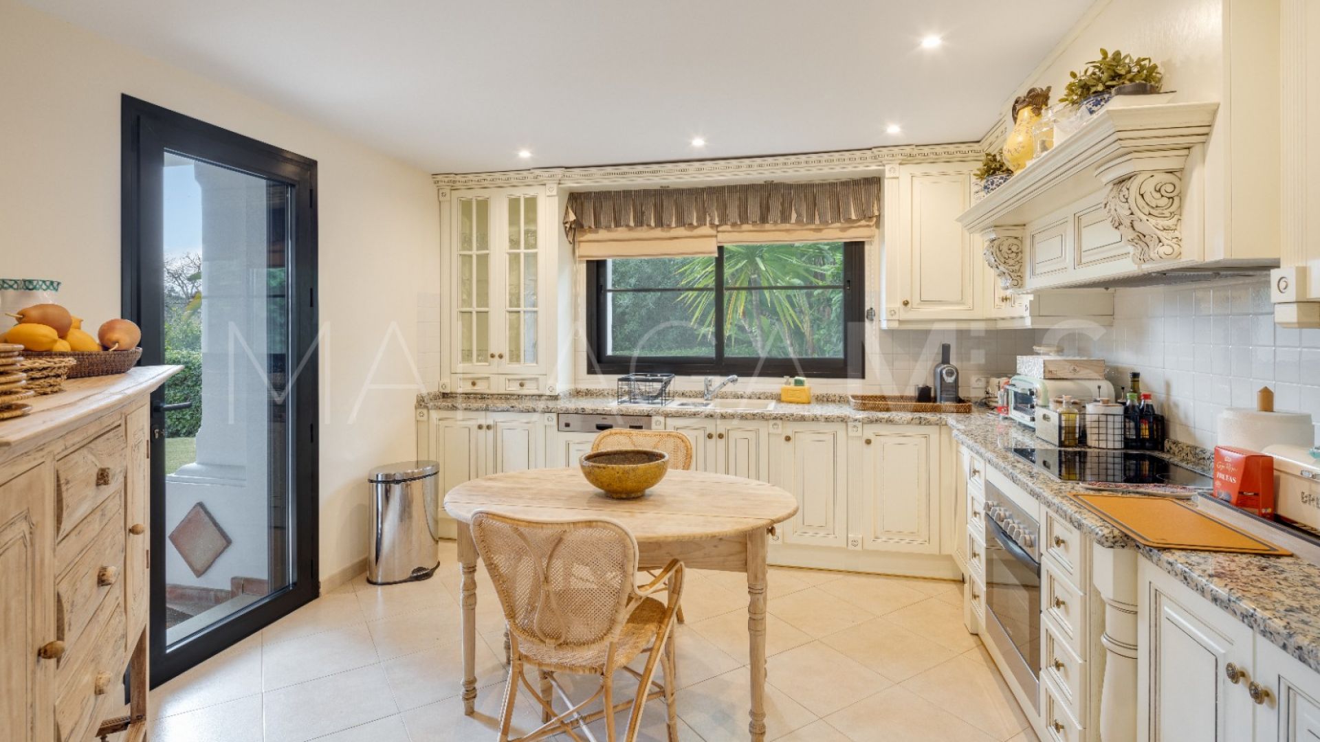 4 bedrooms villa in La Quinta for sale