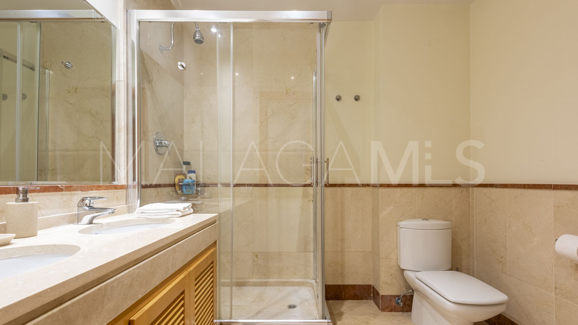 Buy apartamento in Las Mimosas with 2 bedrooms