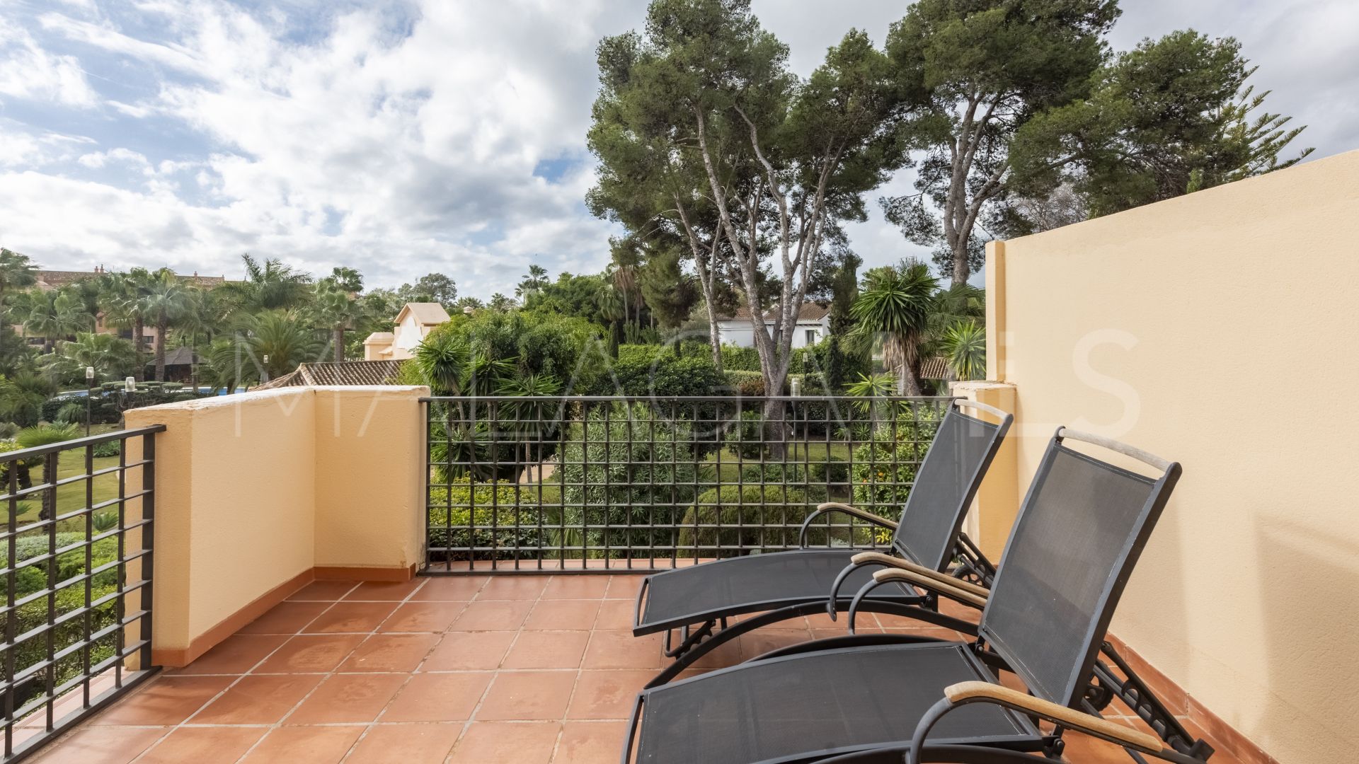 Buy apartamento in Las Mimosas with 2 bedrooms