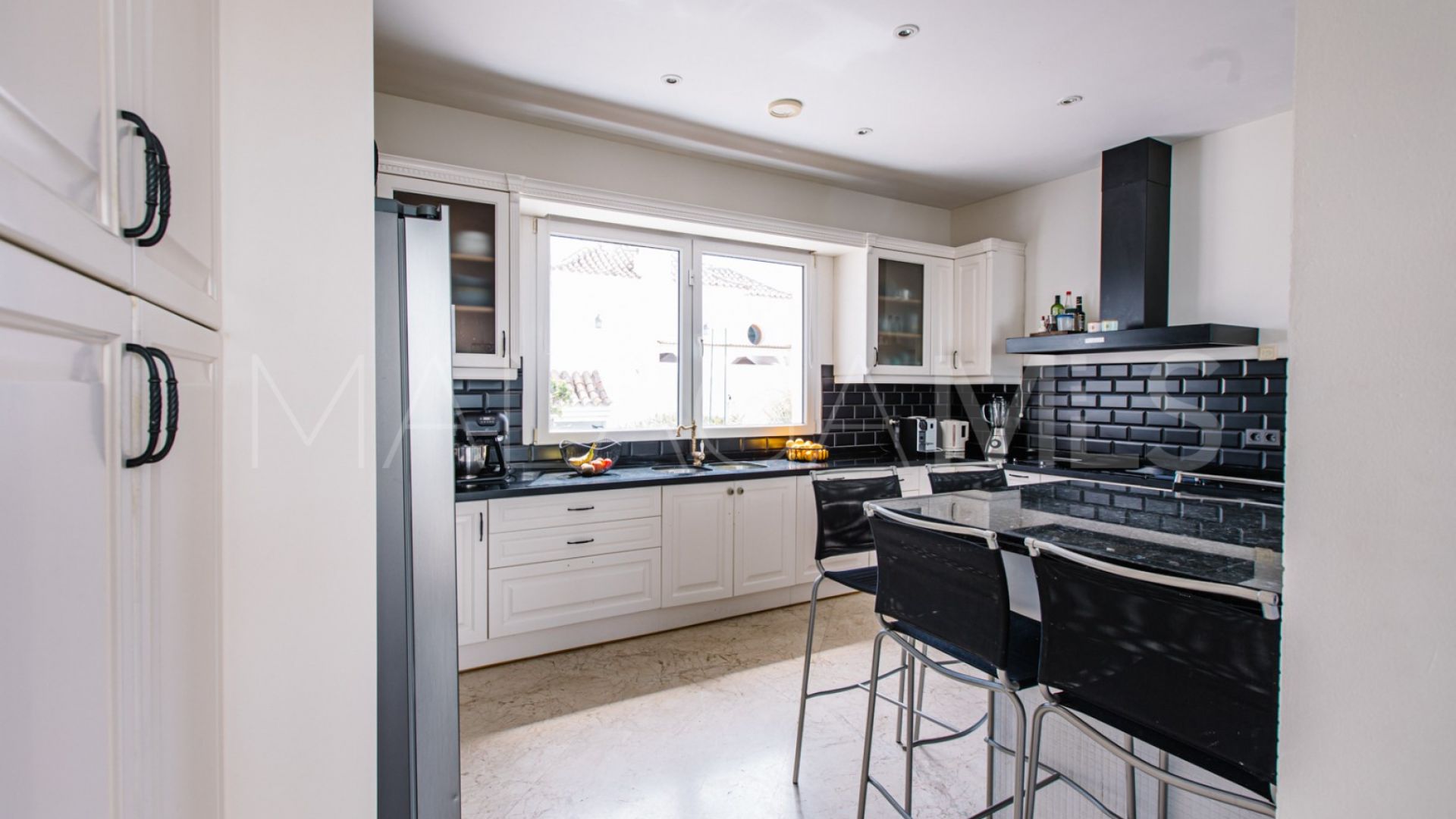 Se vende villa in La Resina Golf de 5 bedrooms