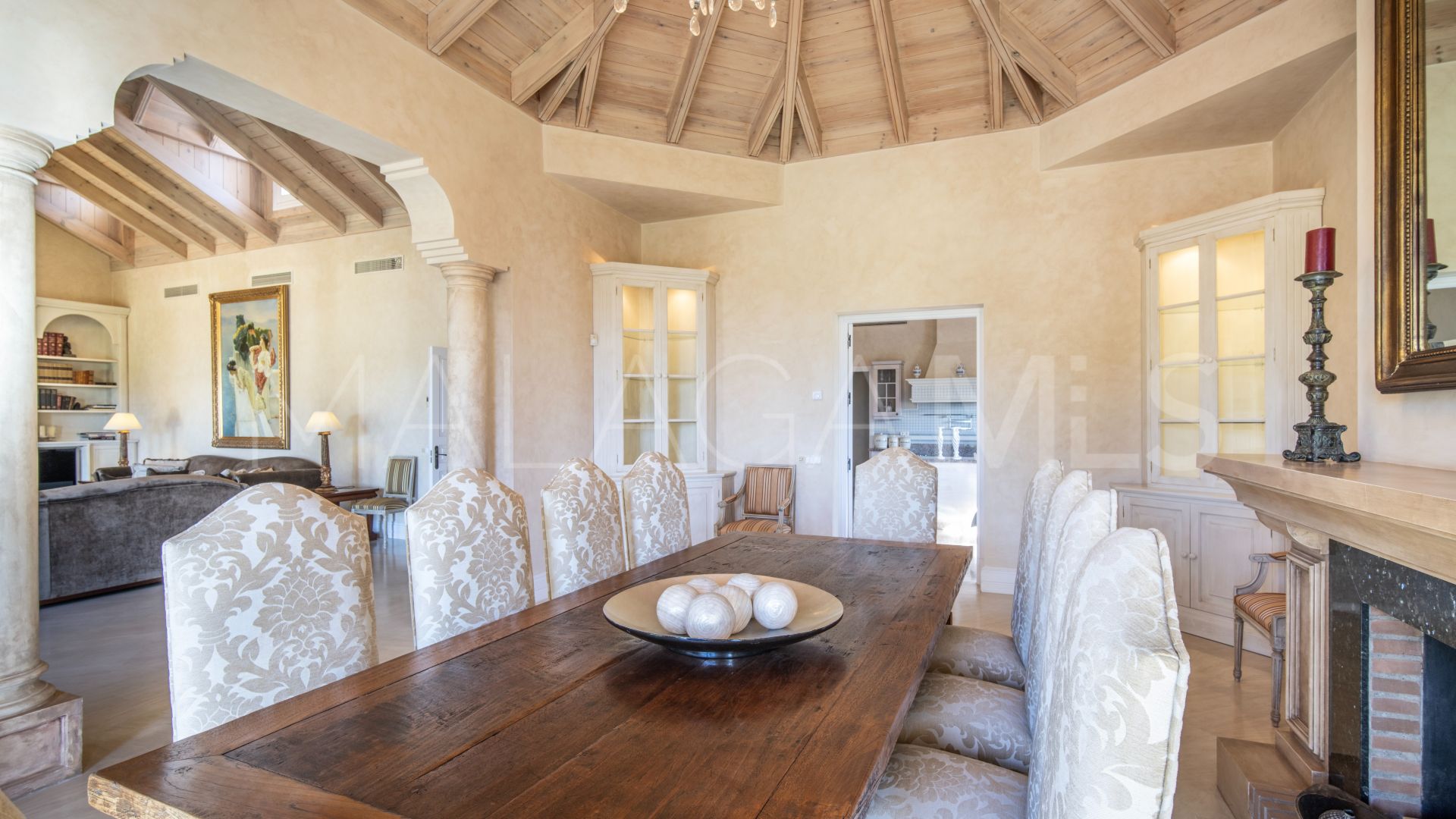Villa in Altos Reales for sale