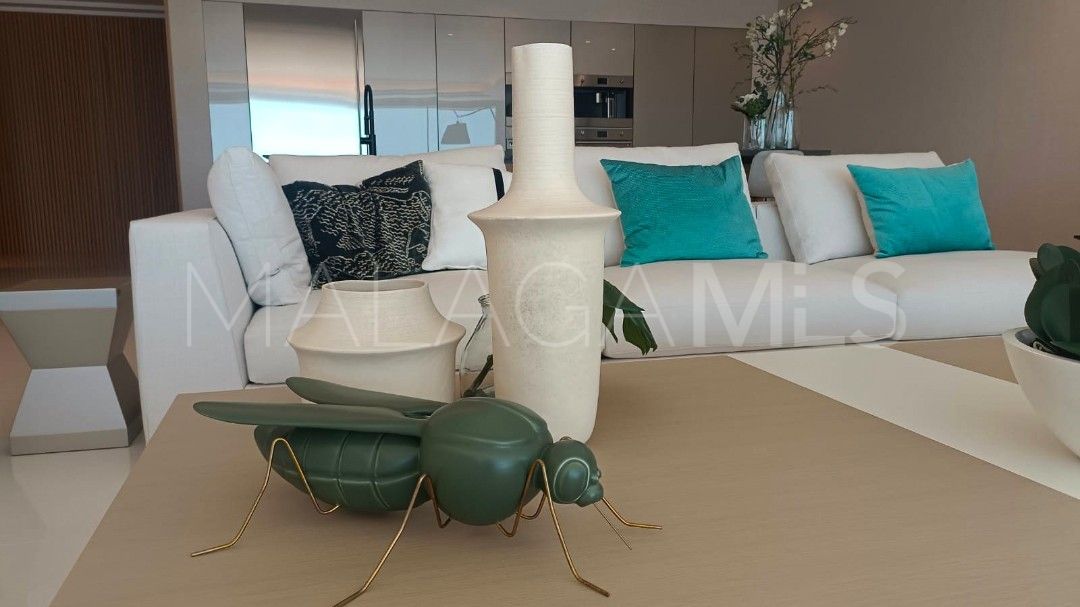 Buy apartment with 4 bedrooms in Marbella - Puerto Banus