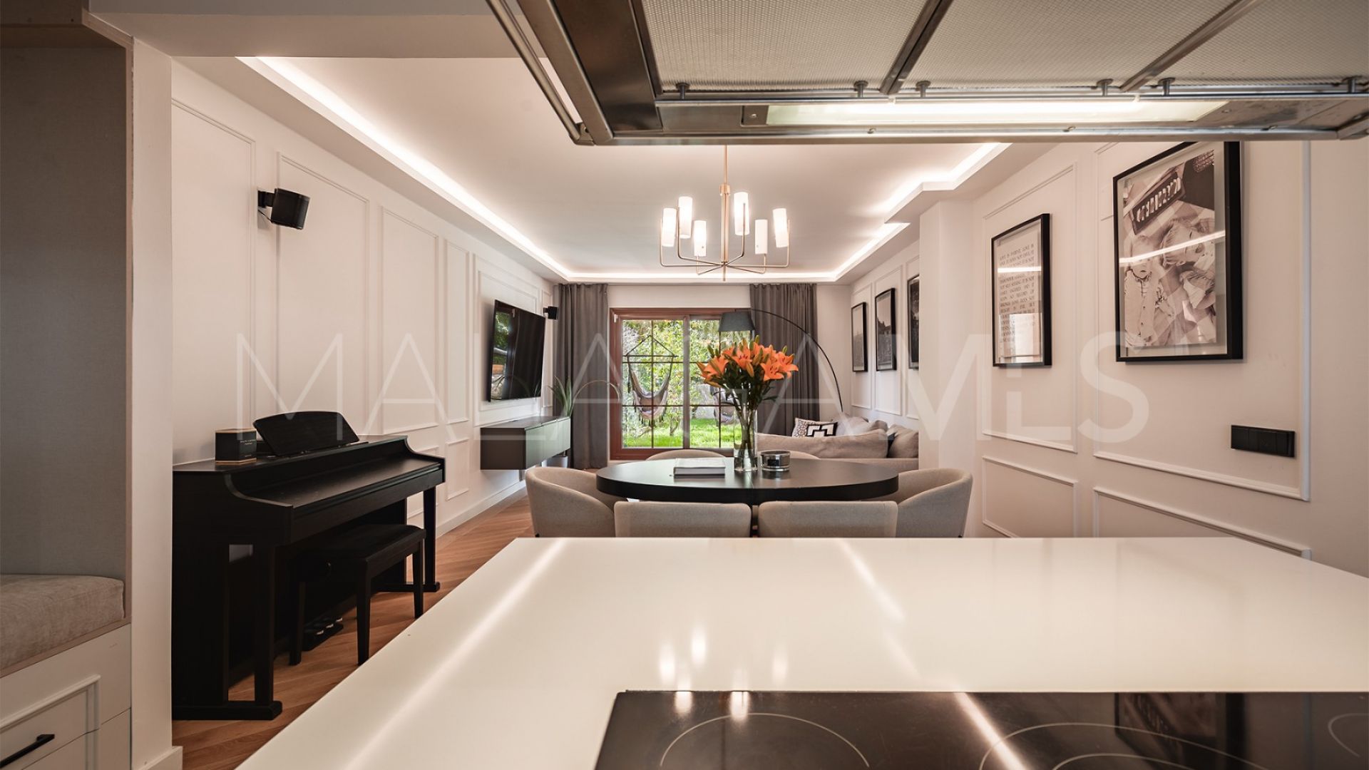 Erdgeschosswohnung for sale in Benahavis