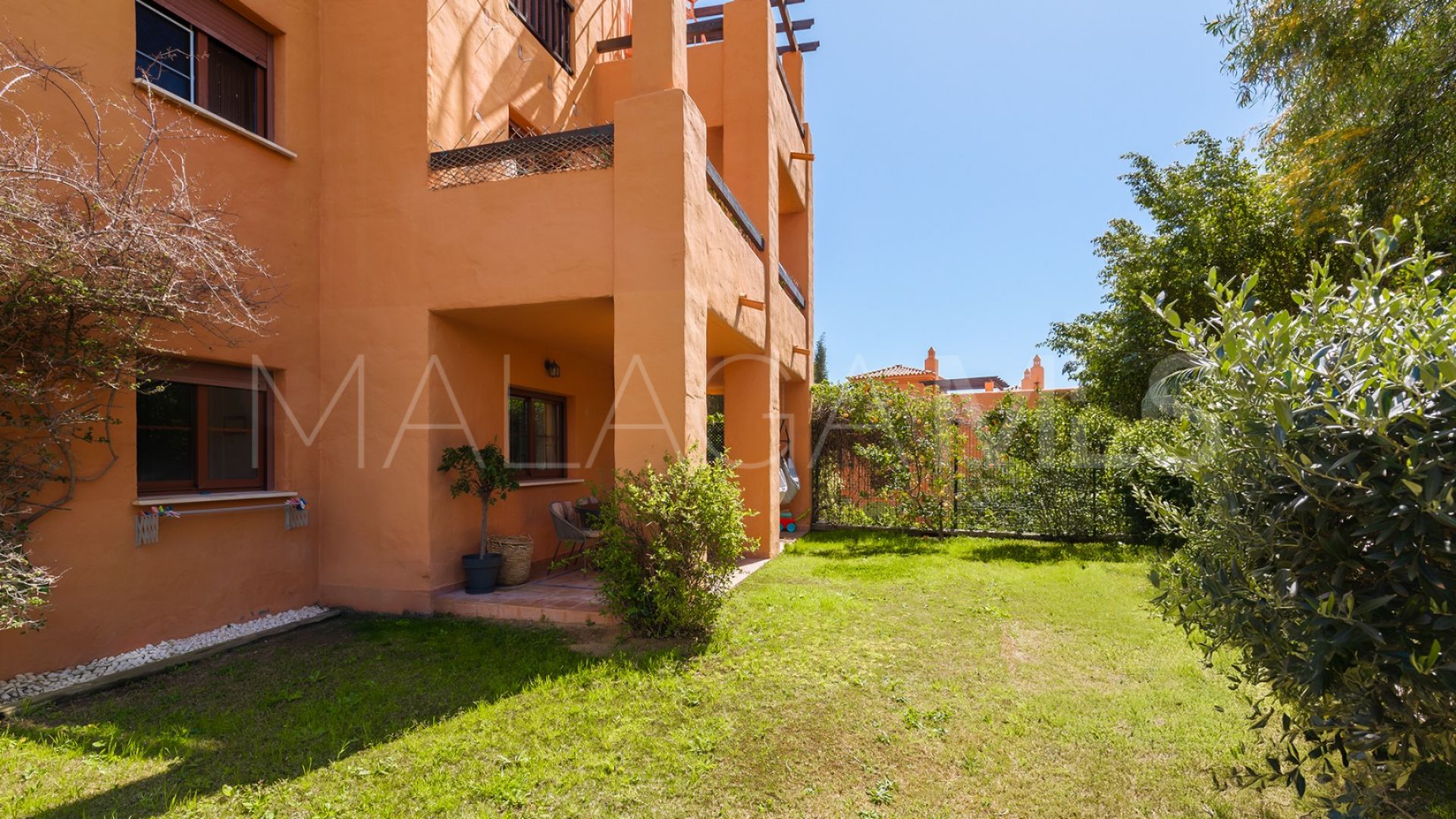 Erdgeschosswohnung for sale in Benahavis