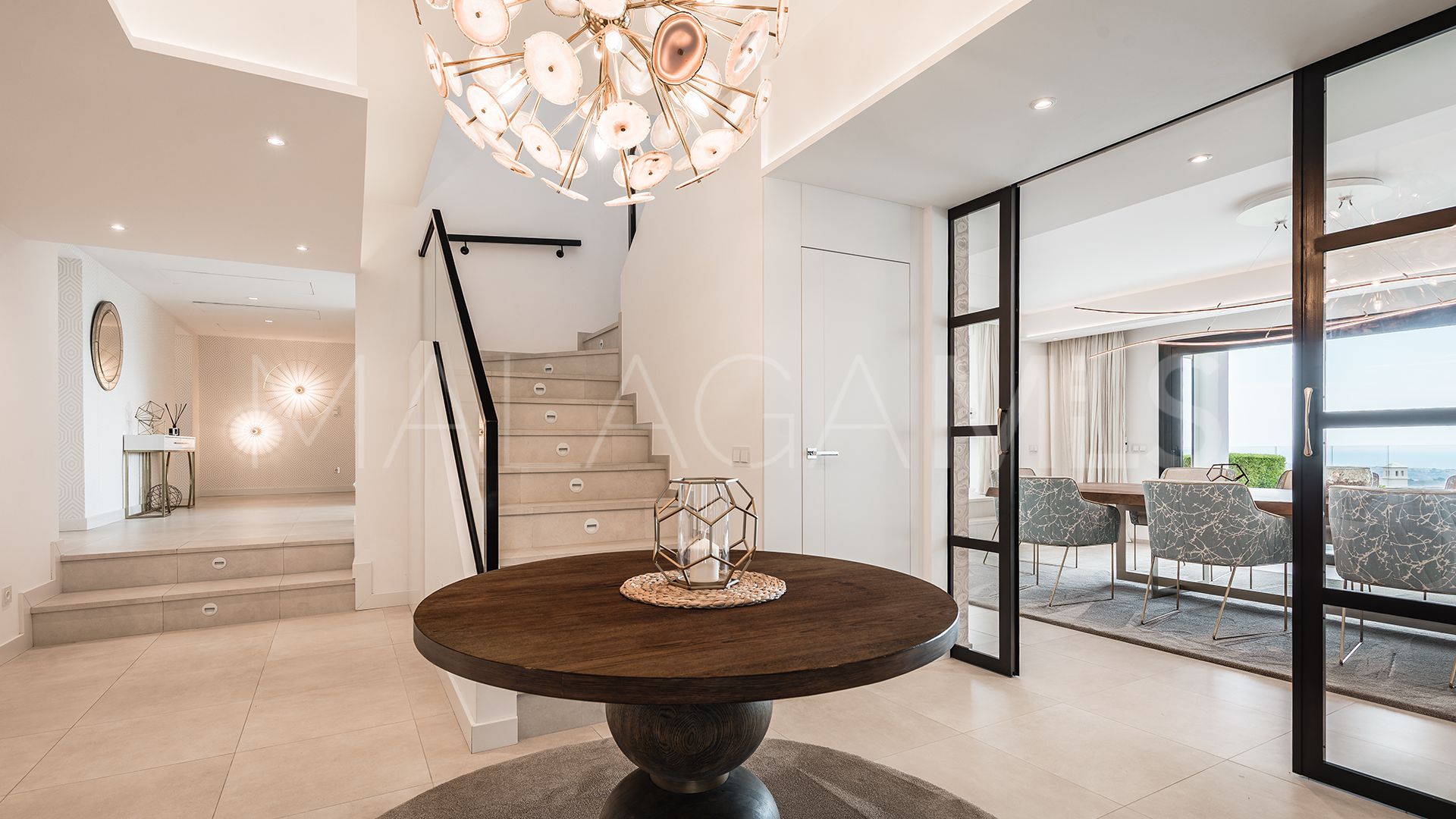 Villa for sale in El Madroñal