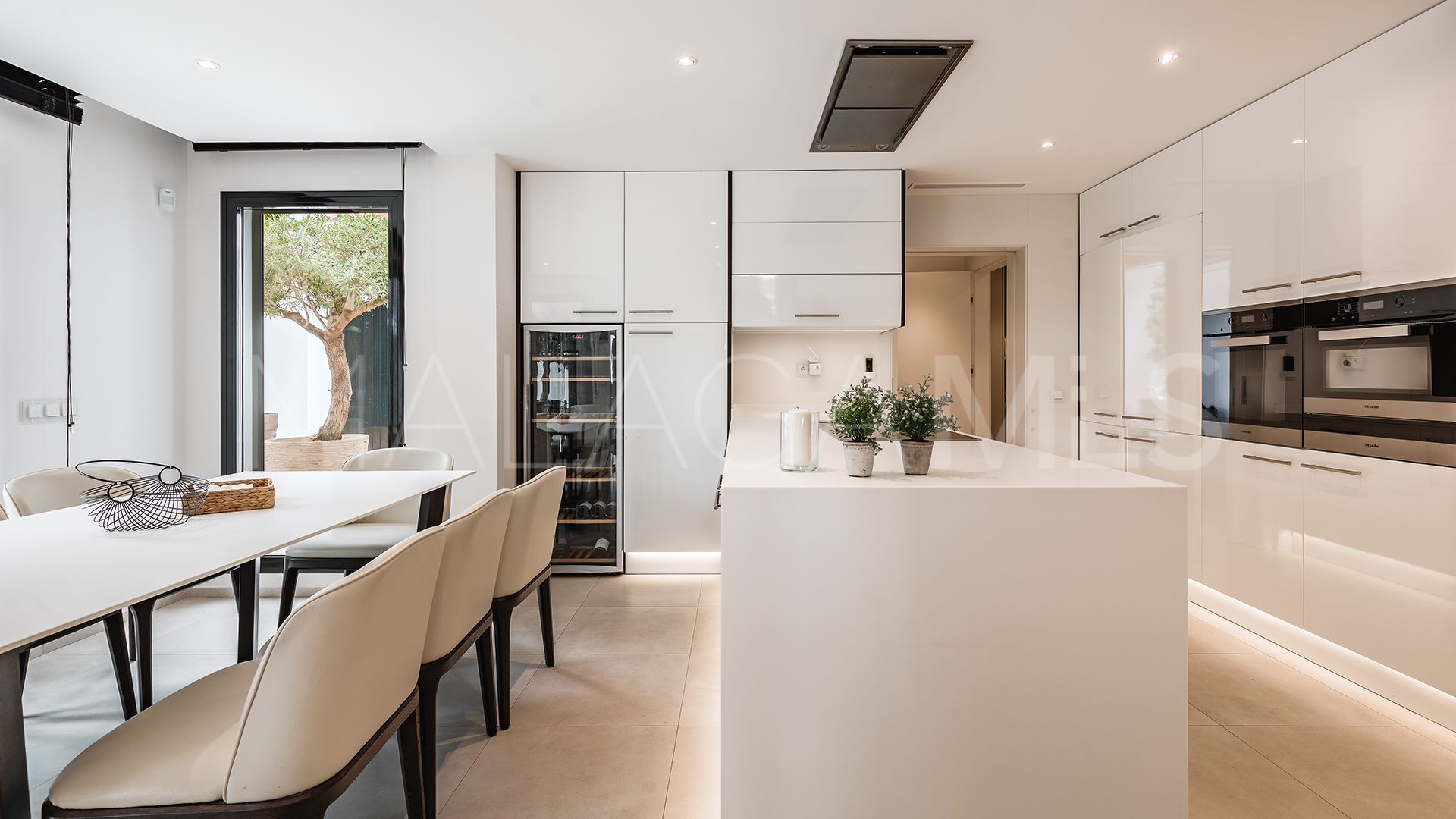 Villa for sale in El Madroñal