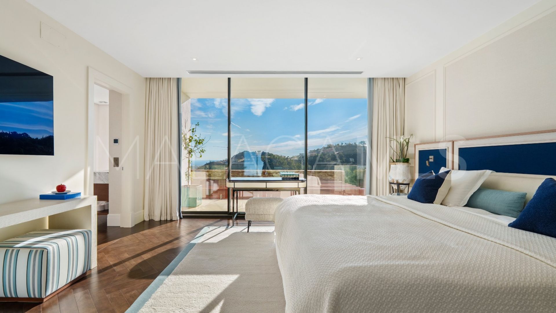 Villa for sale in El Madroñal