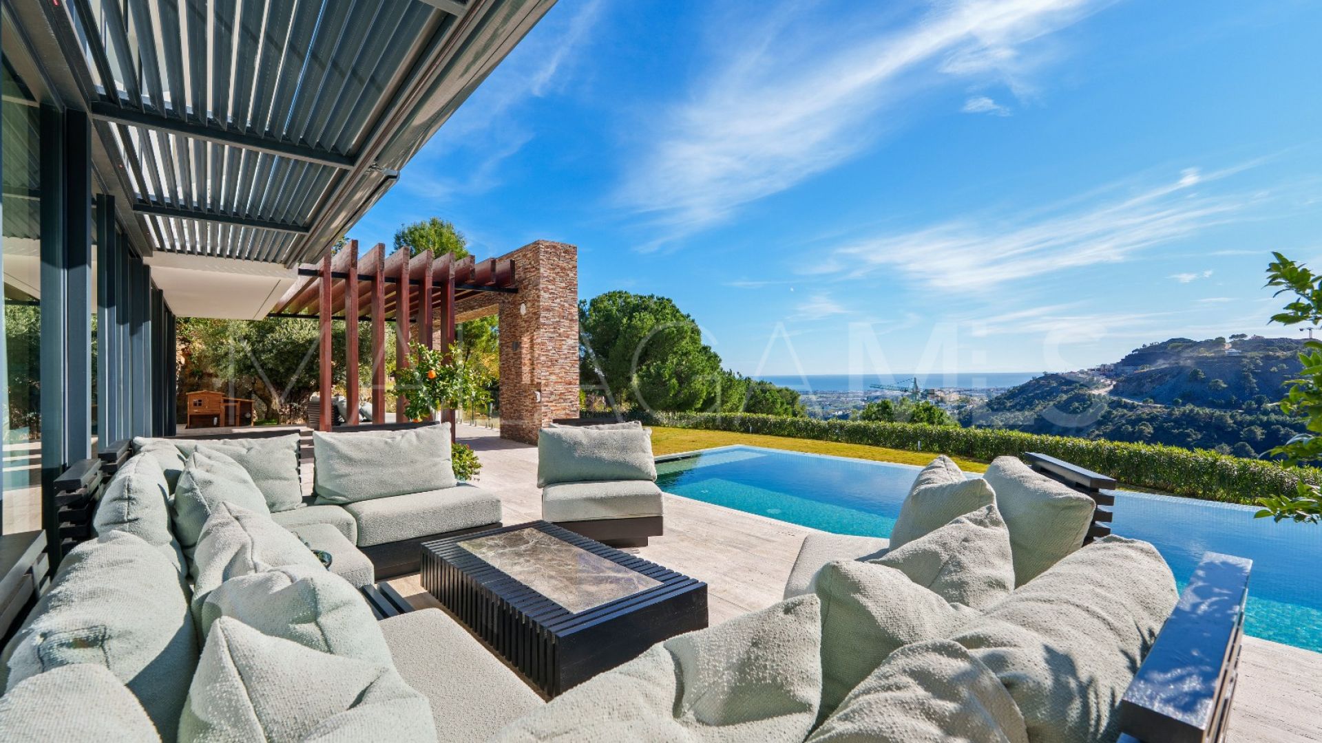 Villa for sale in El Madroñal