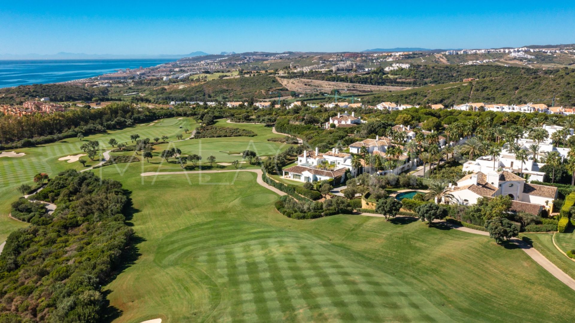 For sale villa with 4 bedrooms in Finca Cortesin