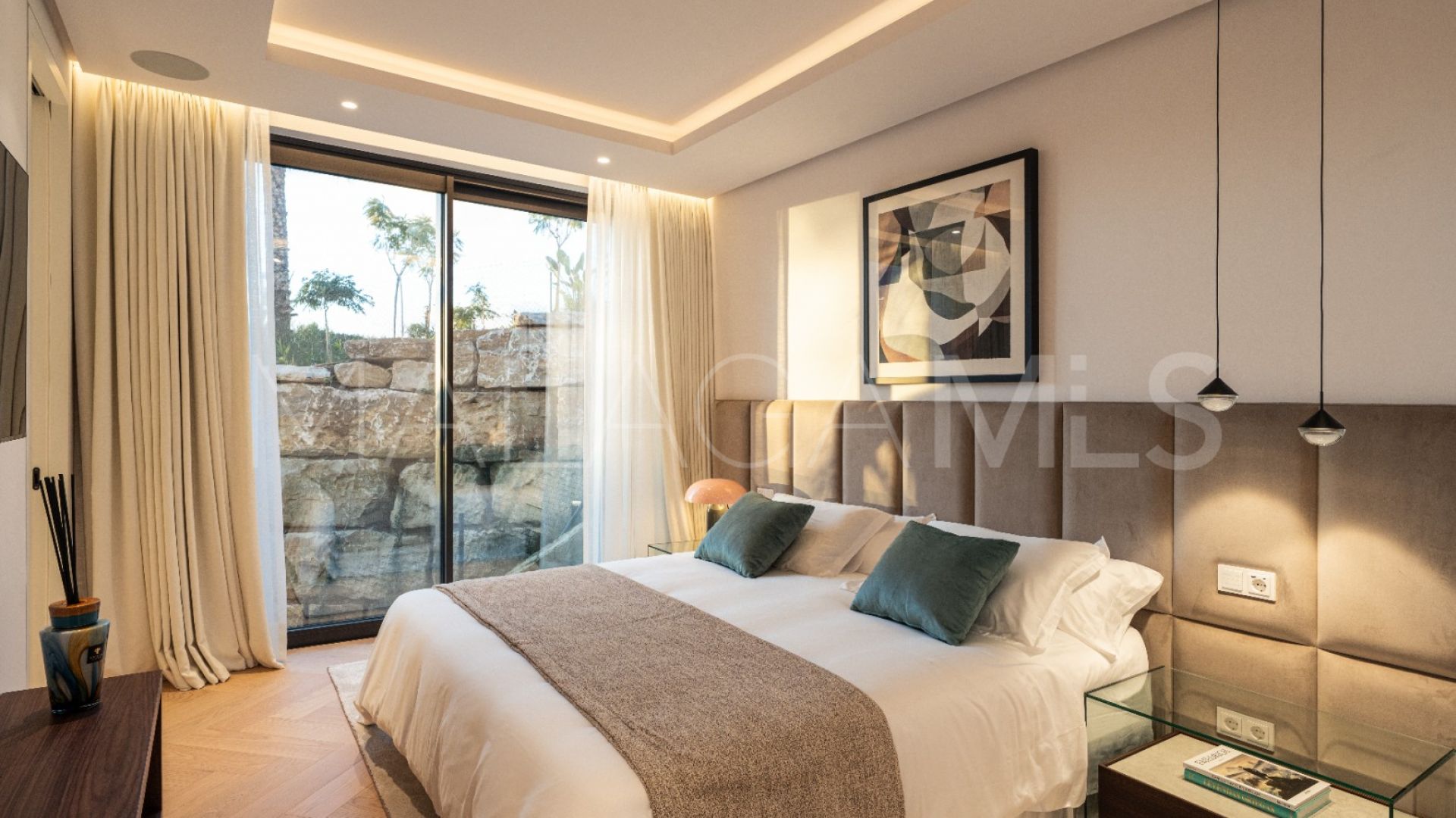 5 bedrooms Marbella Hill Club villa for sale