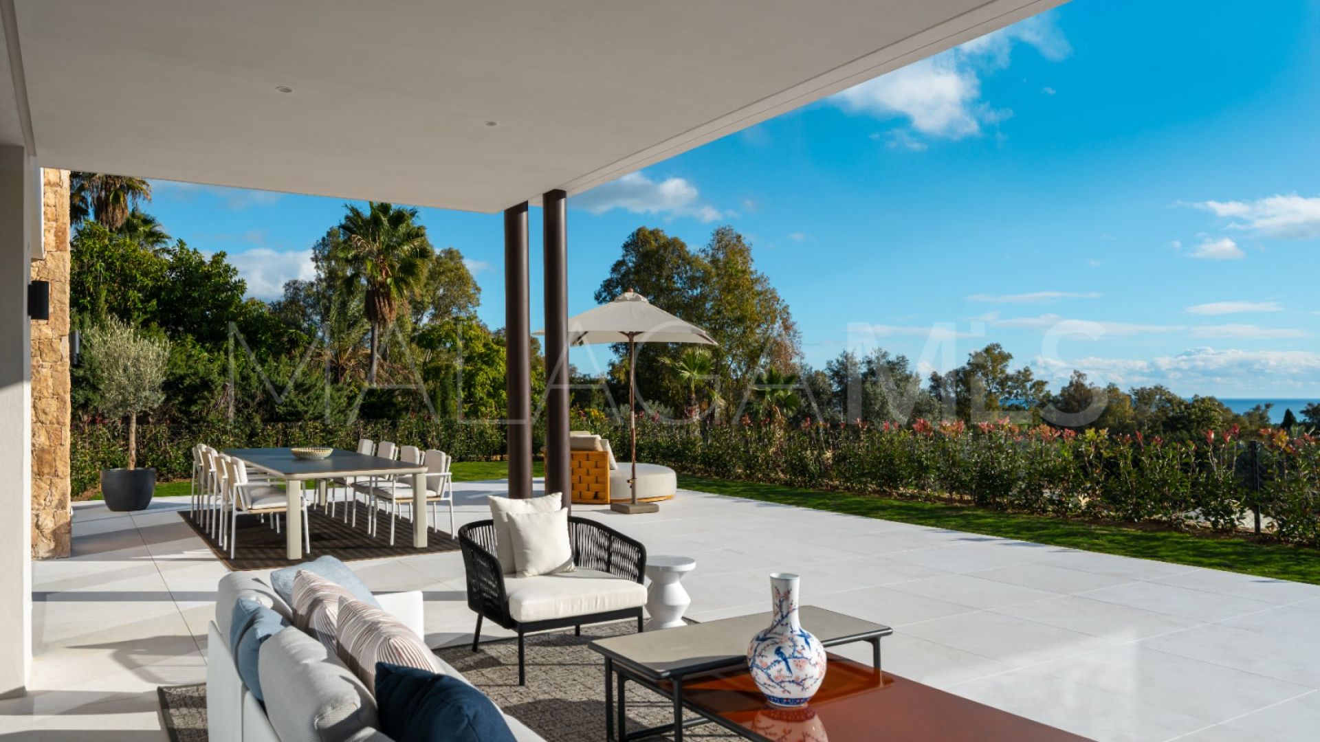 5 bedrooms Marbella Hill Club villa for sale