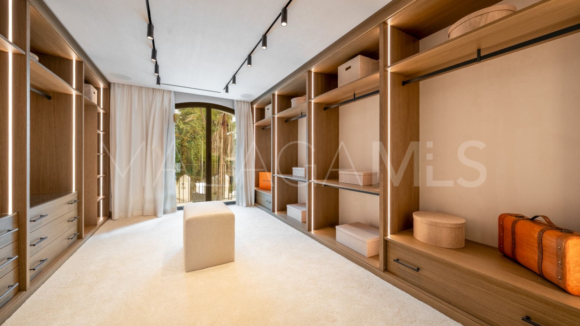 Las Brisas, villa with 5 bedrooms for sale