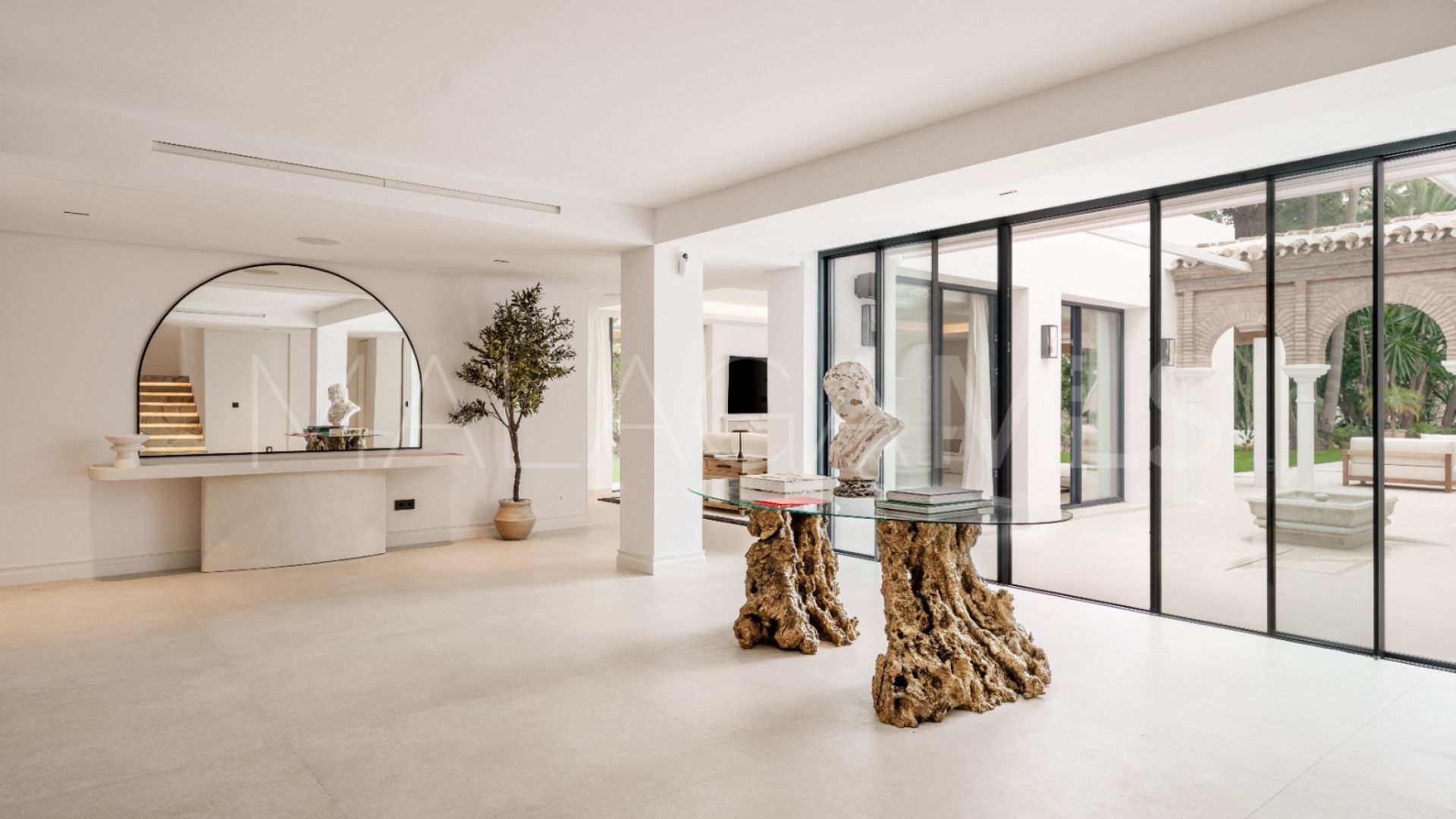 Las Brisas, villa with 5 bedrooms for sale