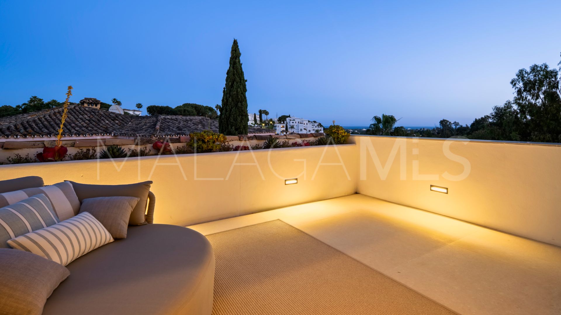 Villa for sale in El Herrojo