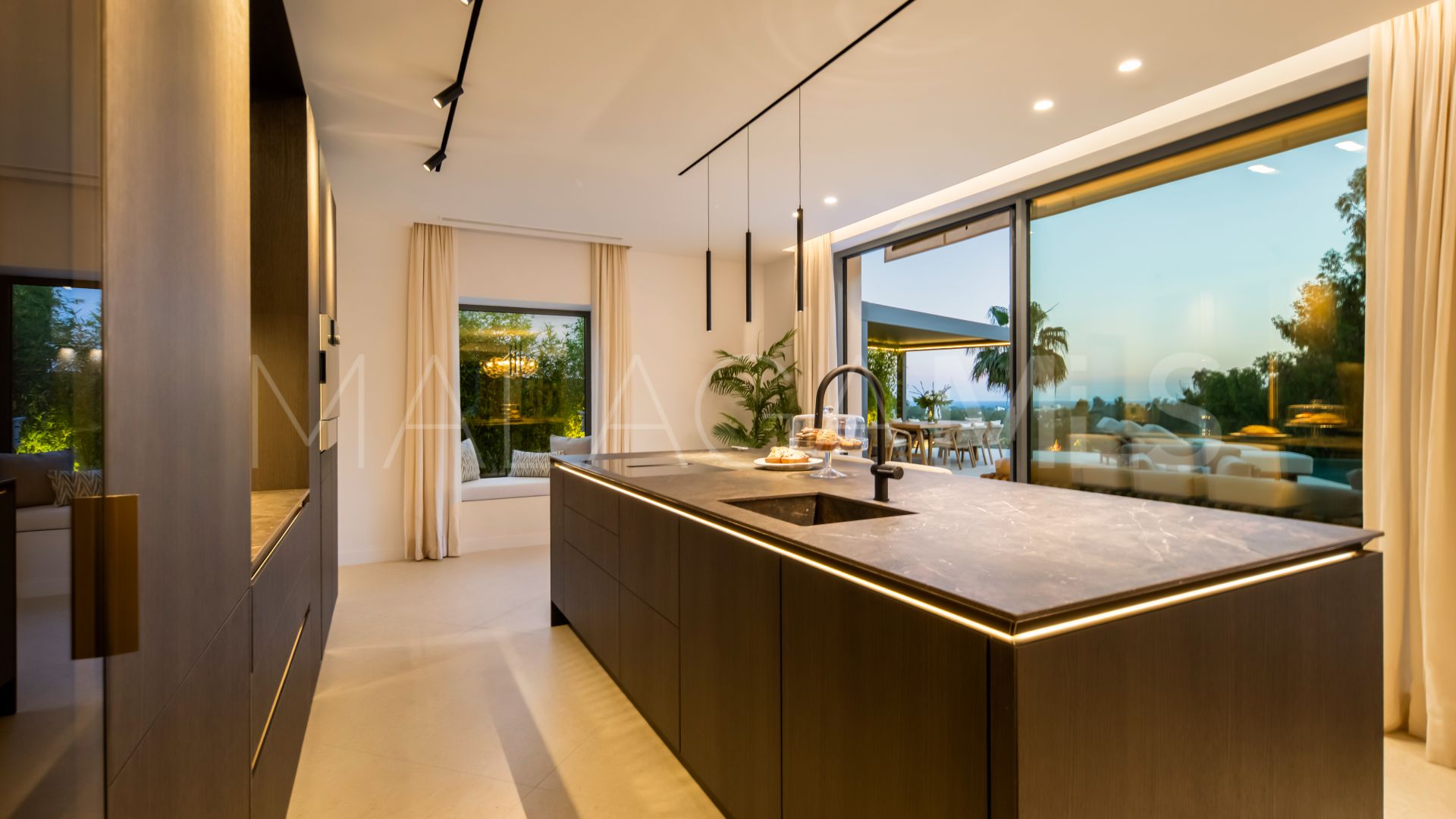 Villa for sale in El Herrojo