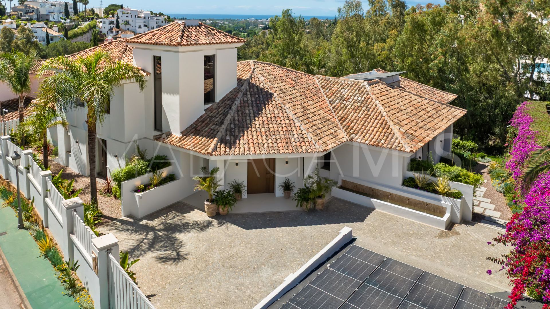 Villa for sale in El Herrojo