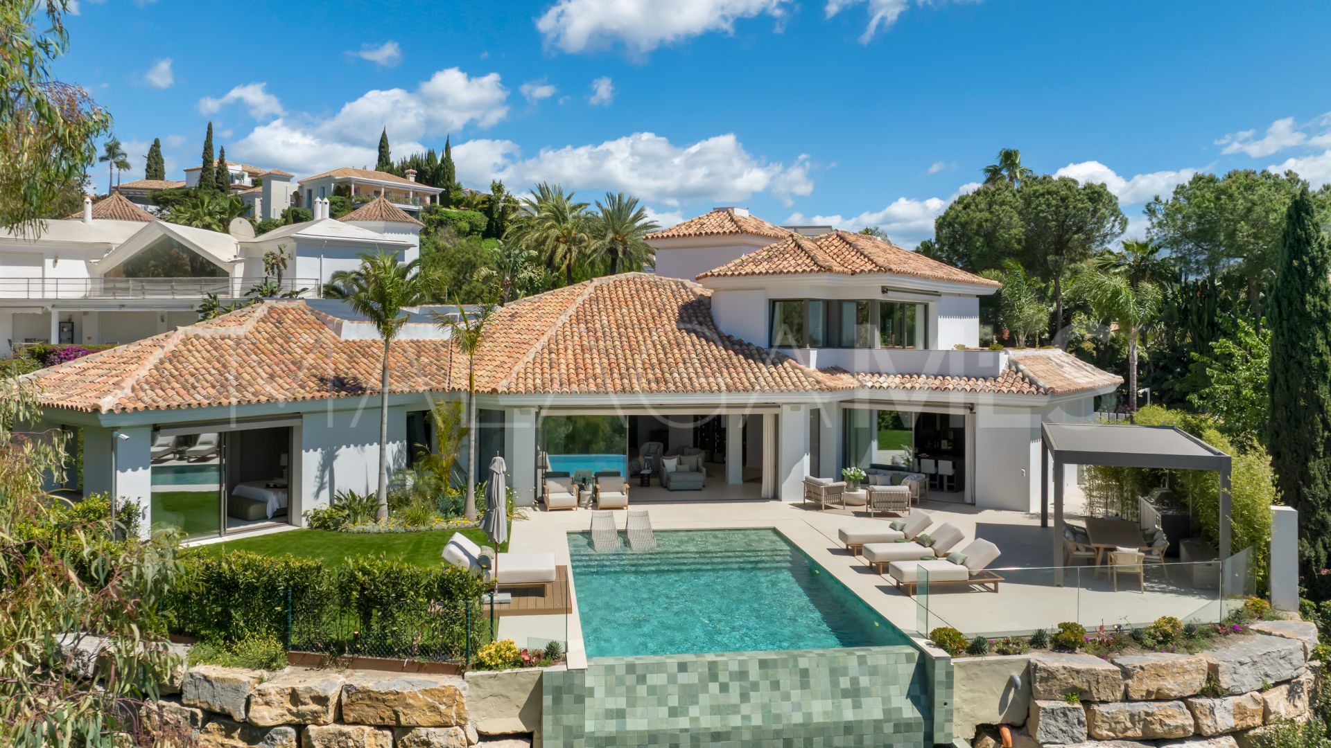 Villa for sale in El Herrojo