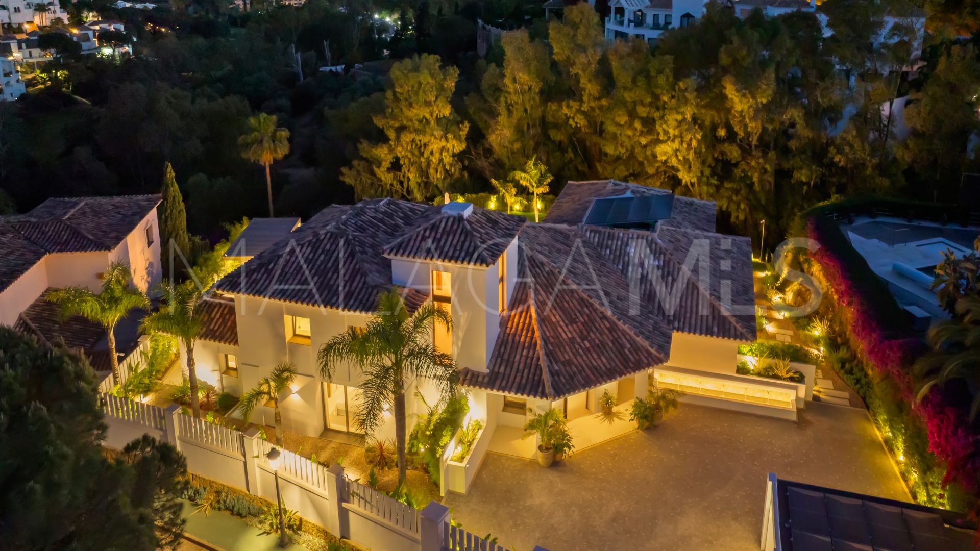 Villa for sale in El Herrojo